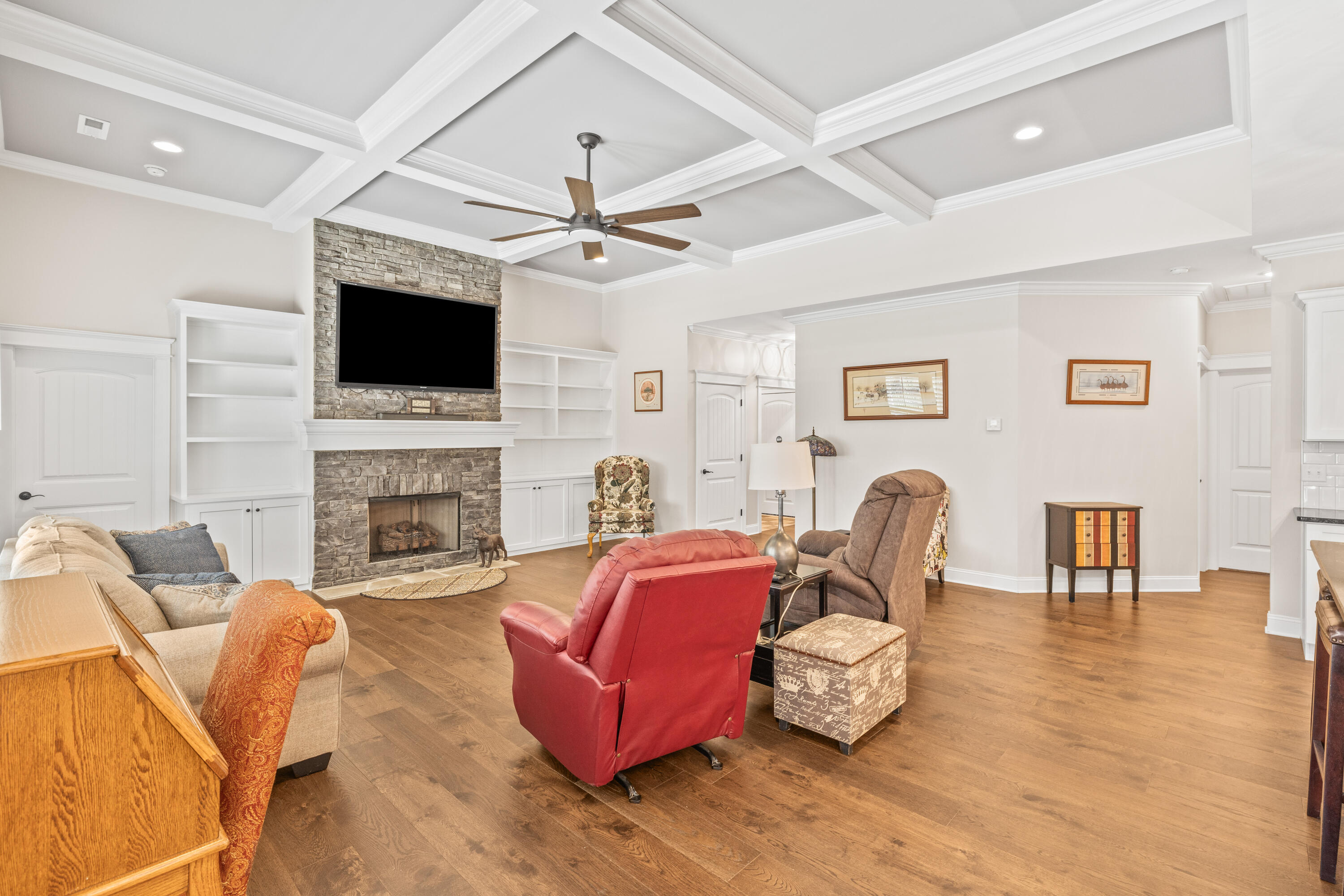 337 Pine Lakes Drive