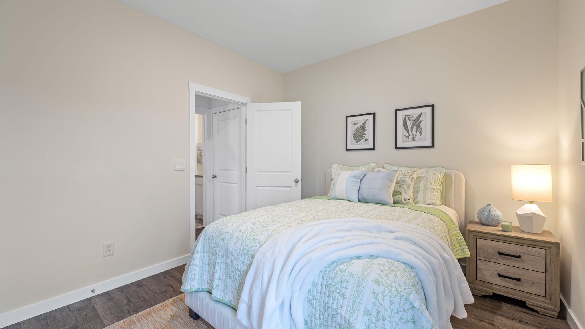 7988 Watercolour Lane