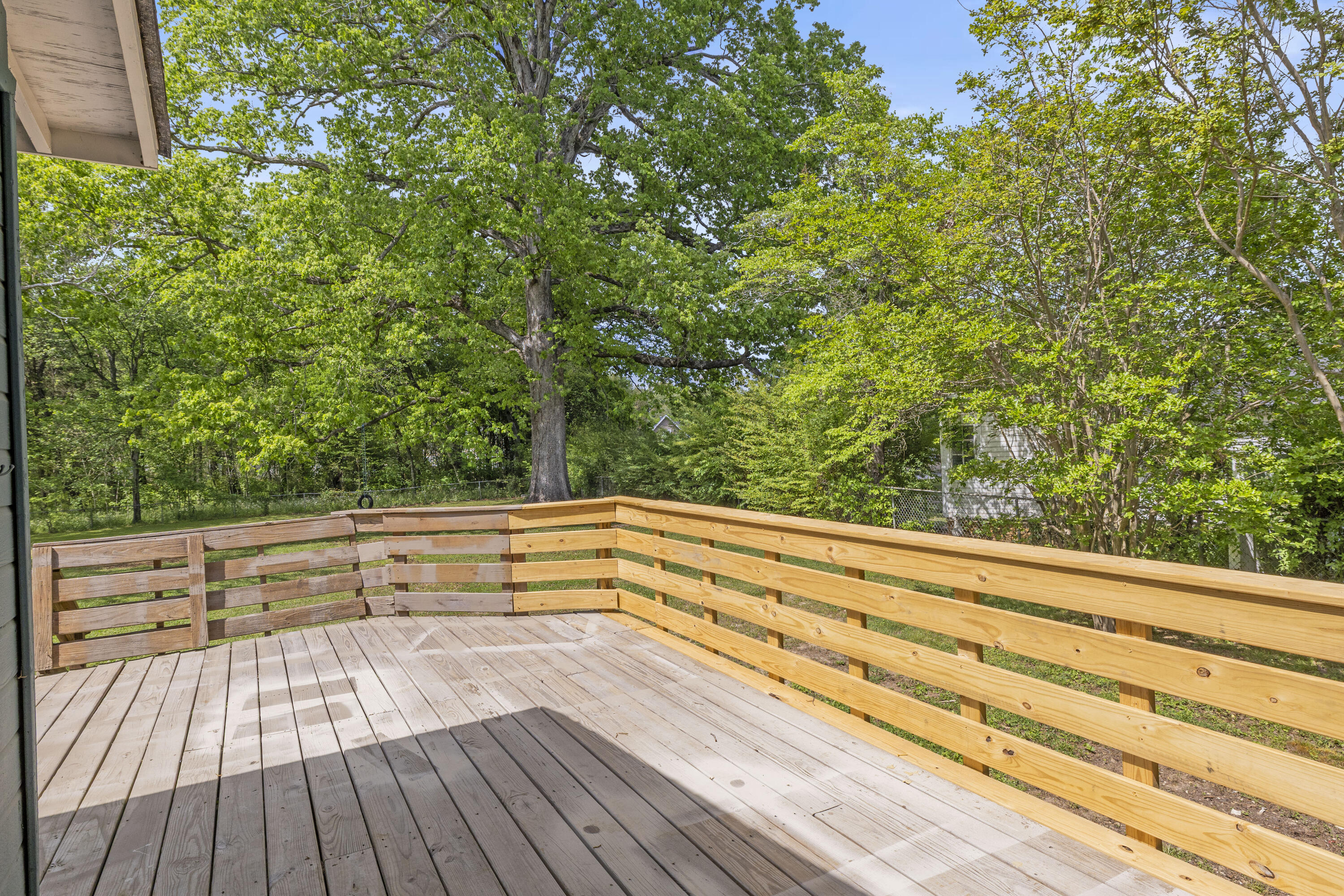 803 Cove Road
