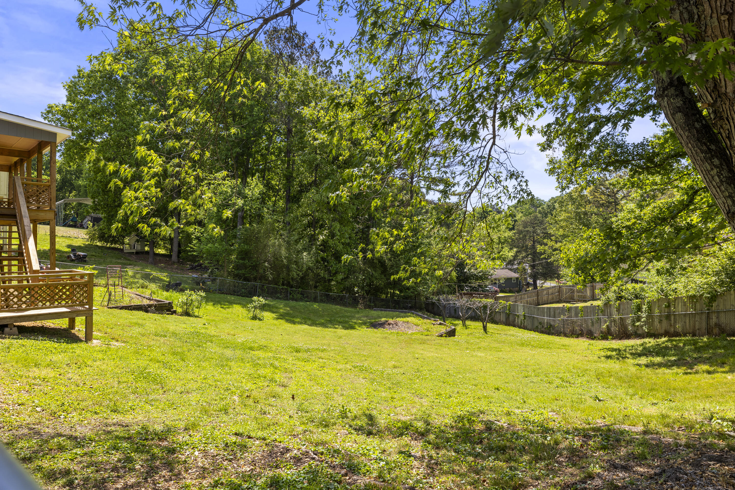 17 Rolling Meadows Drive