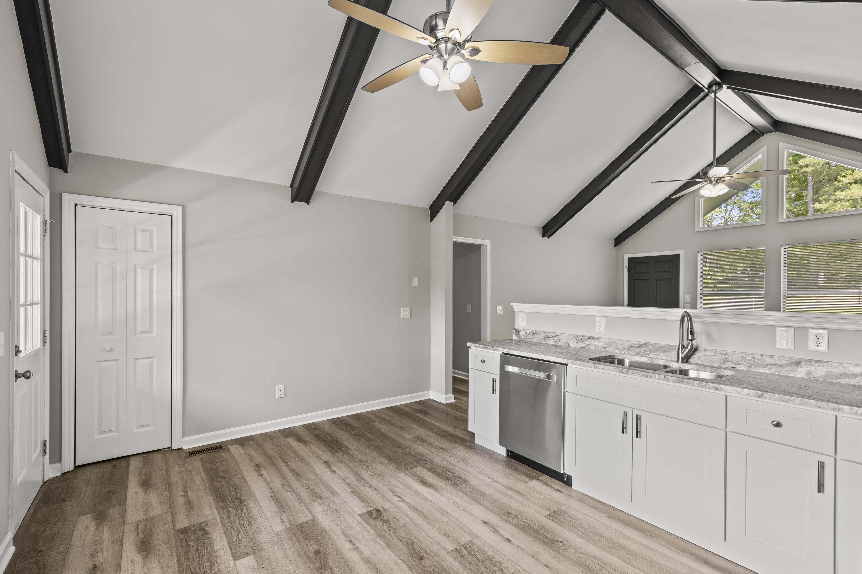 17 Rolling Meadows Drive
