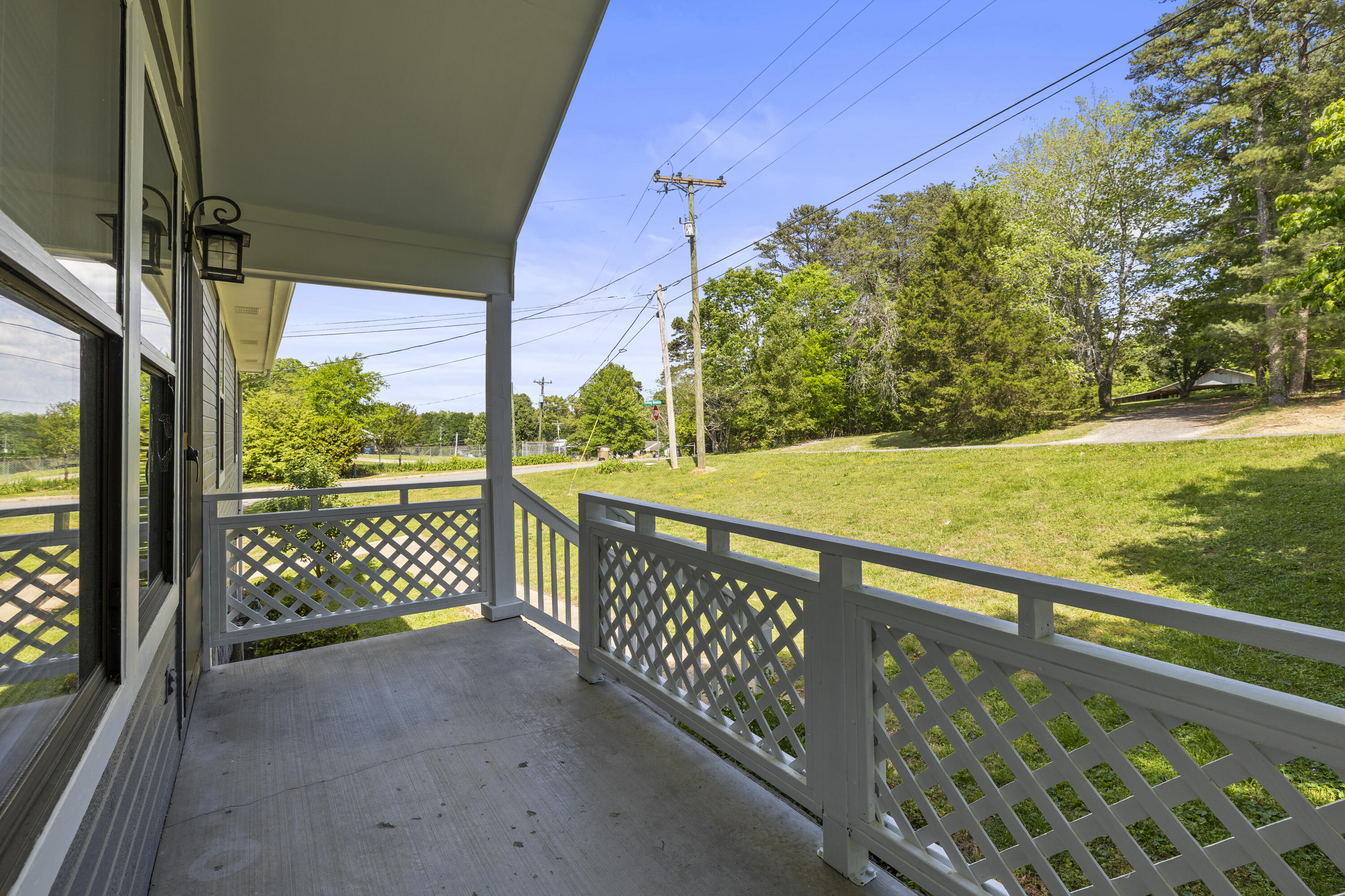 17 Rolling Meadows Drive