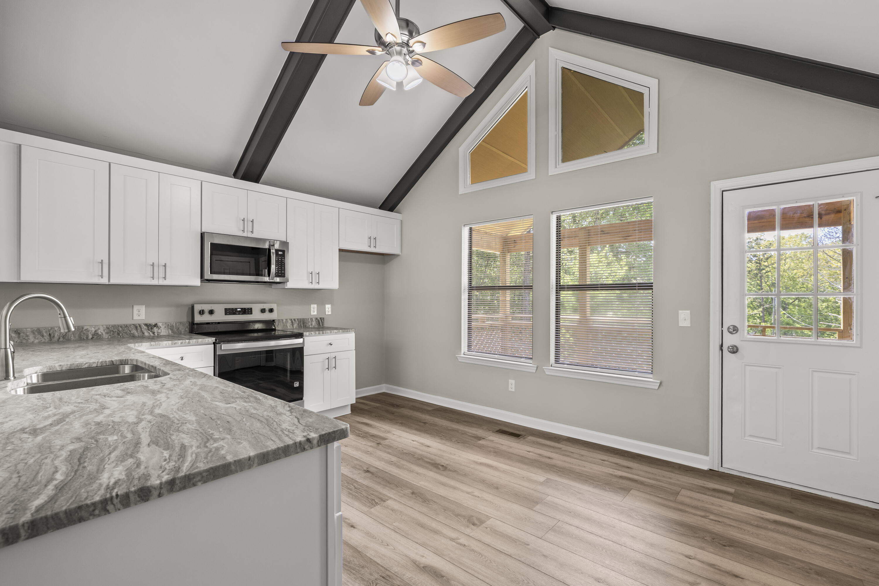 17 Rolling Meadows Drive