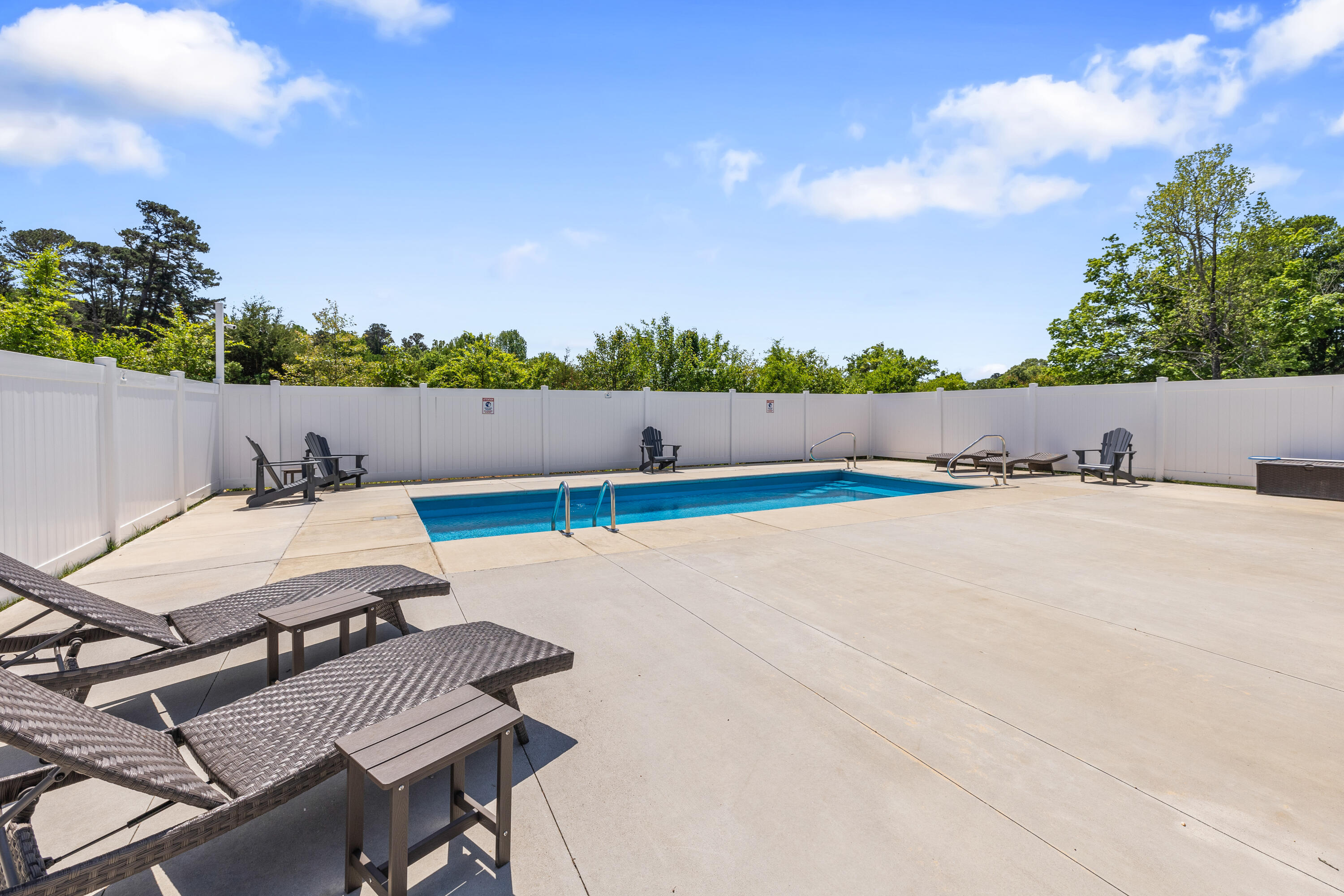 10 Breakwater Lane, 21