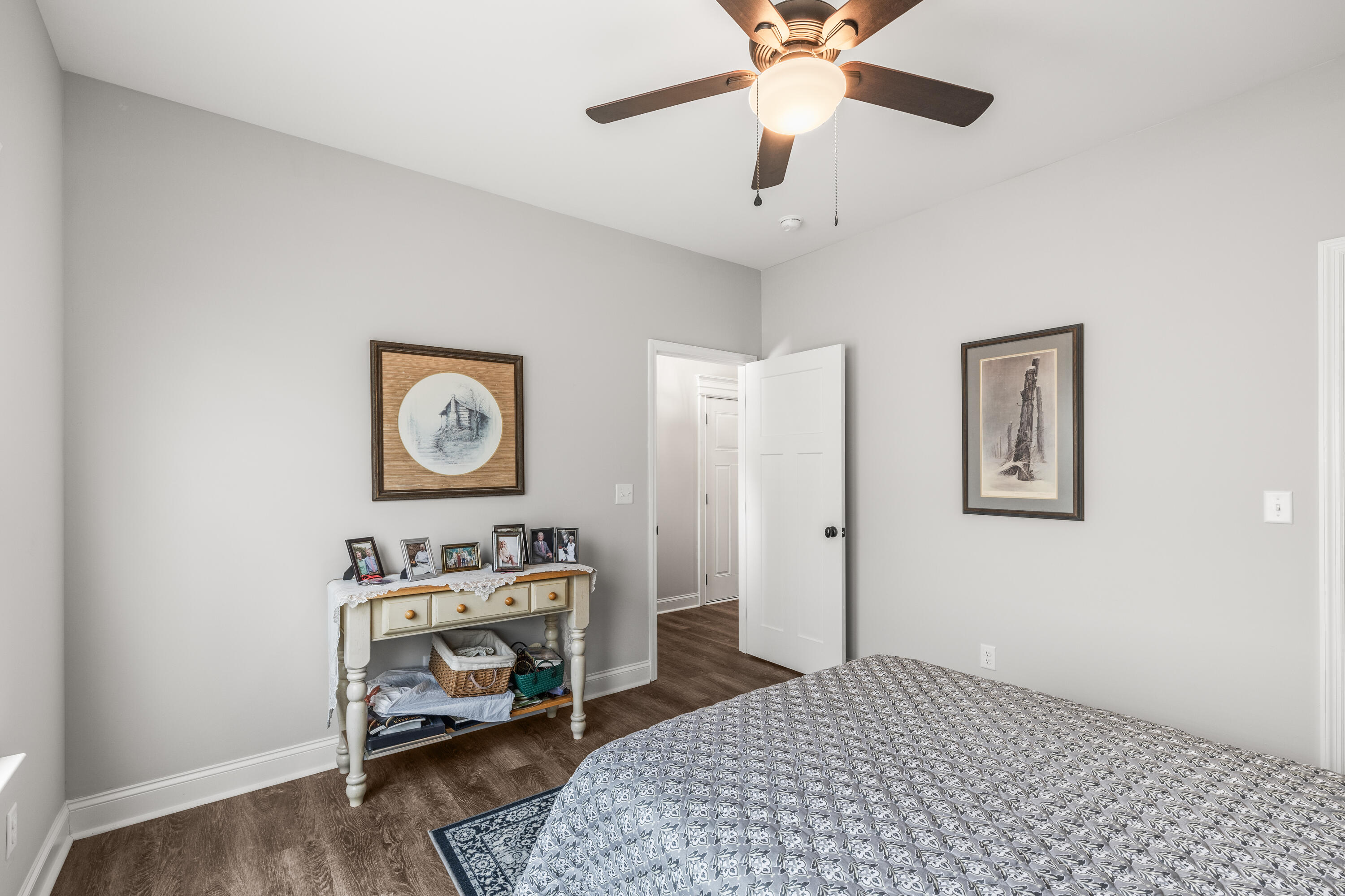 10 Breakwater Lane, 21