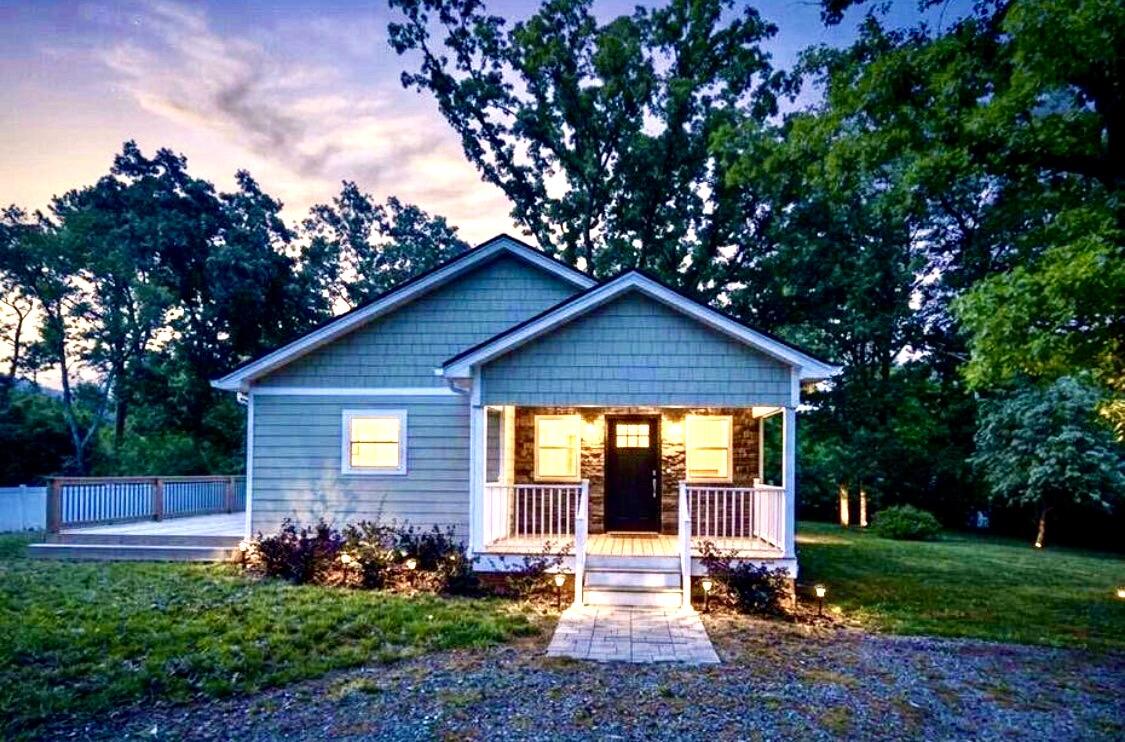 3312 Pioneer Drive