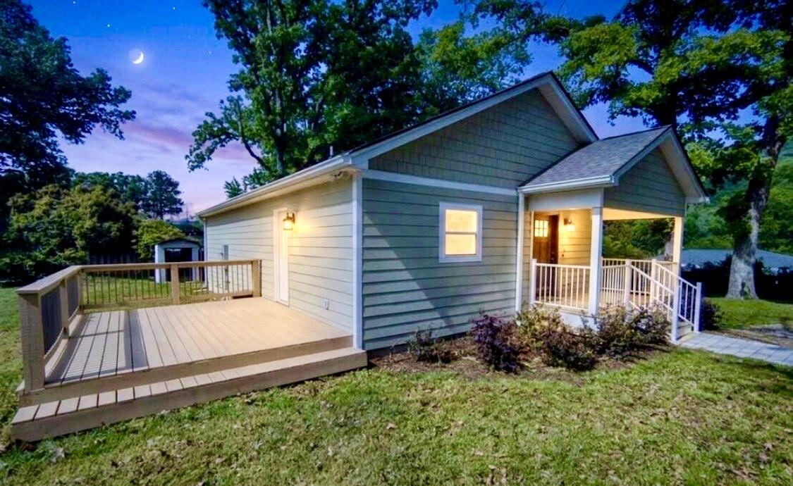 3312 Pioneer Drive