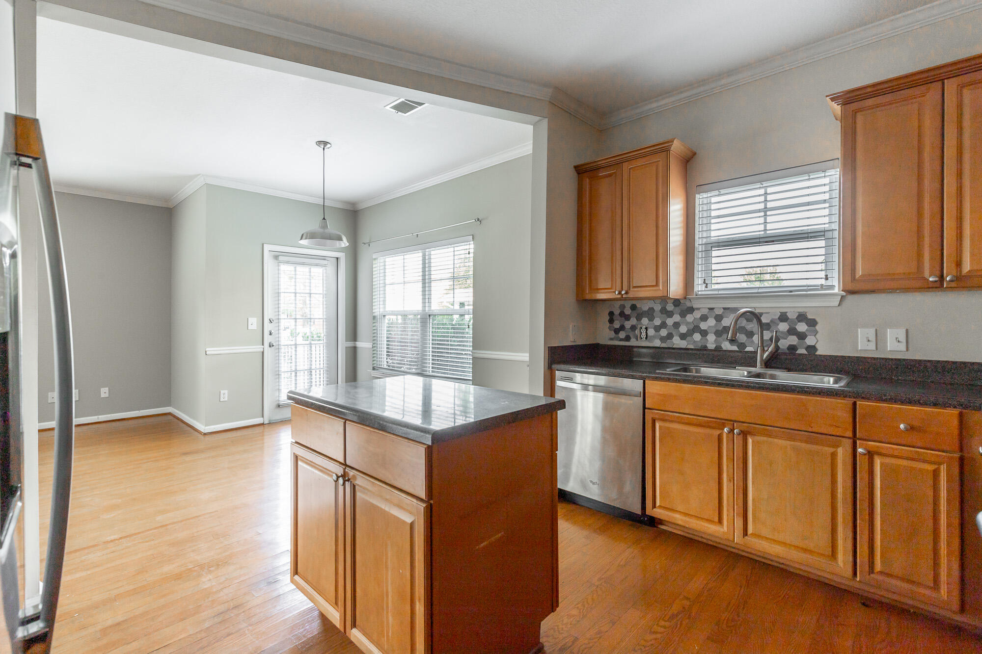 4102 Regency Court