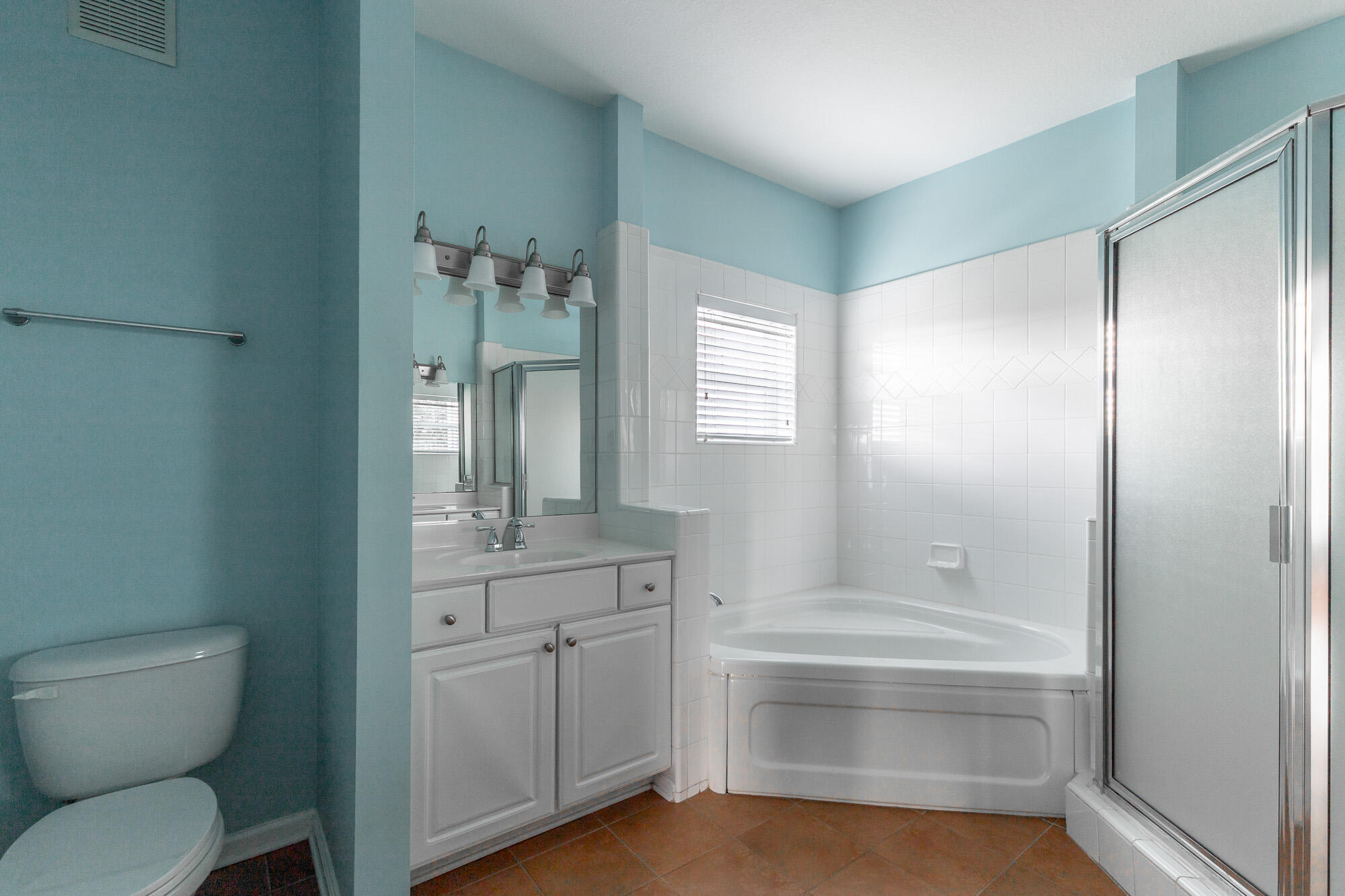 4102 Regency Court