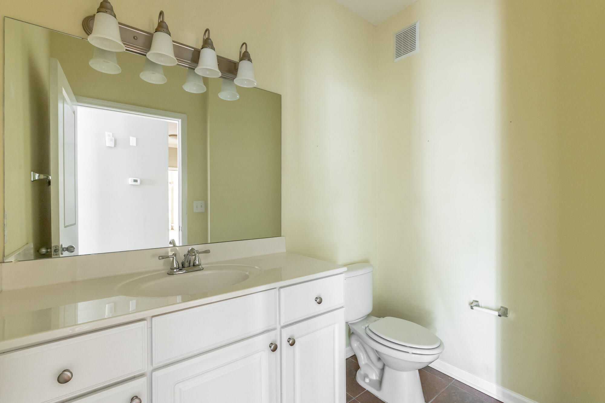 4102 Regency Court
