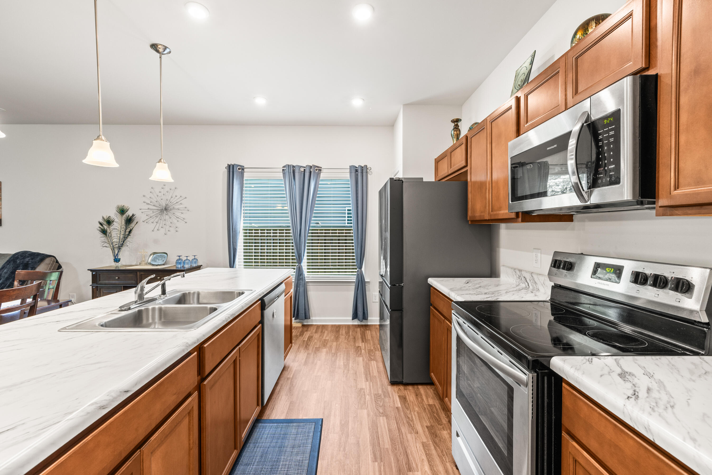 1409 Red Hill Drive