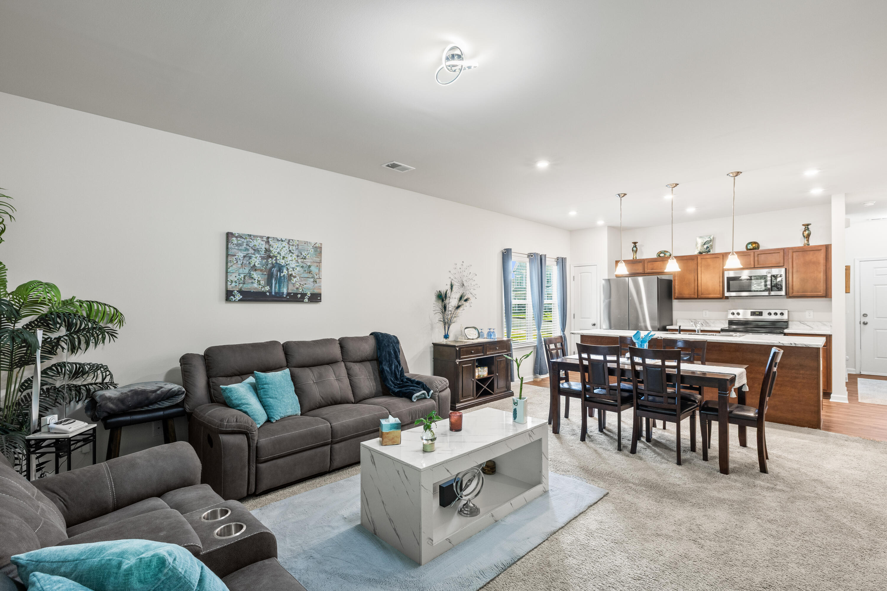 1409 Red Hill Drive