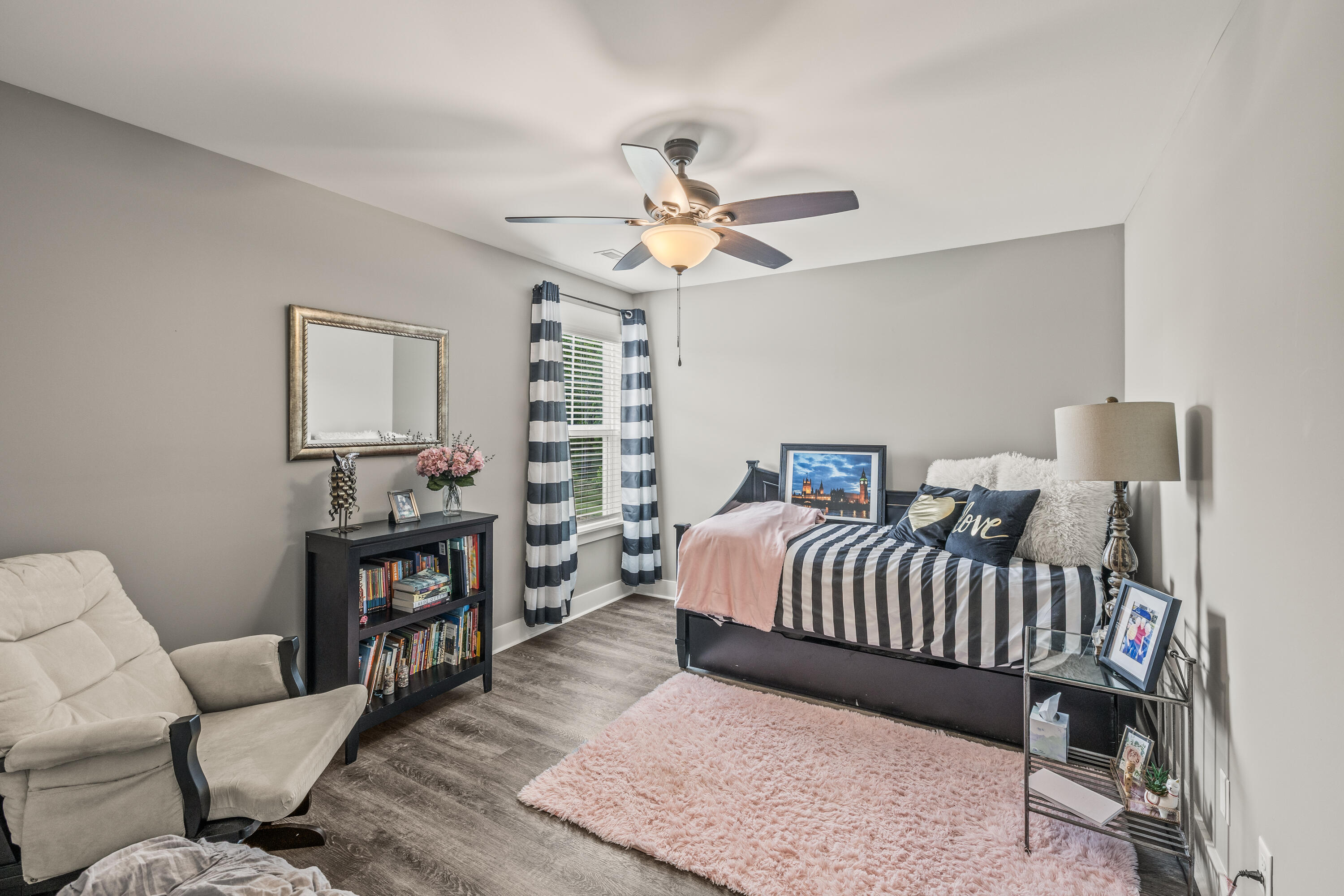 117 Bridlewood Drive, 7