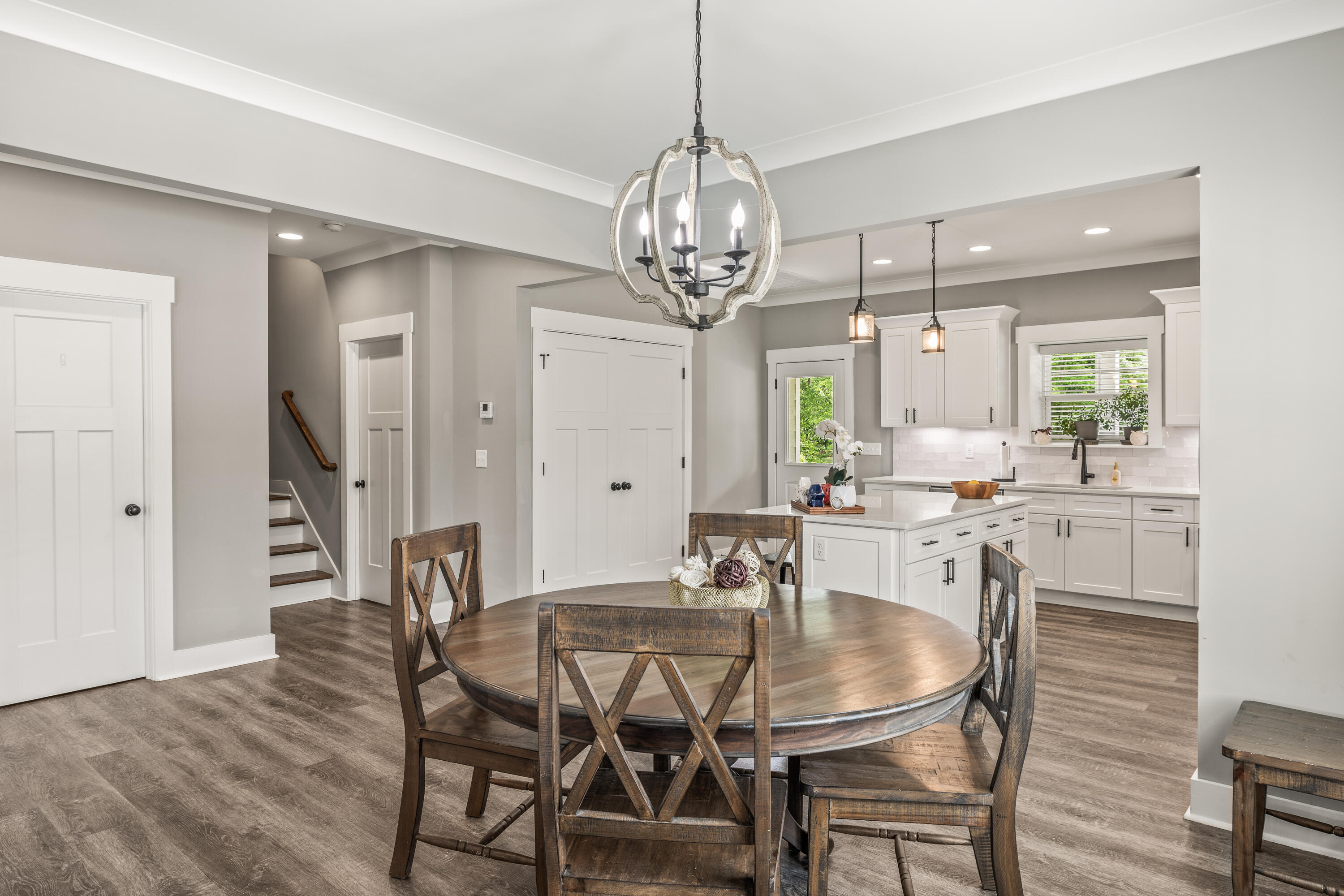 117 Bridlewood Drive, 7
