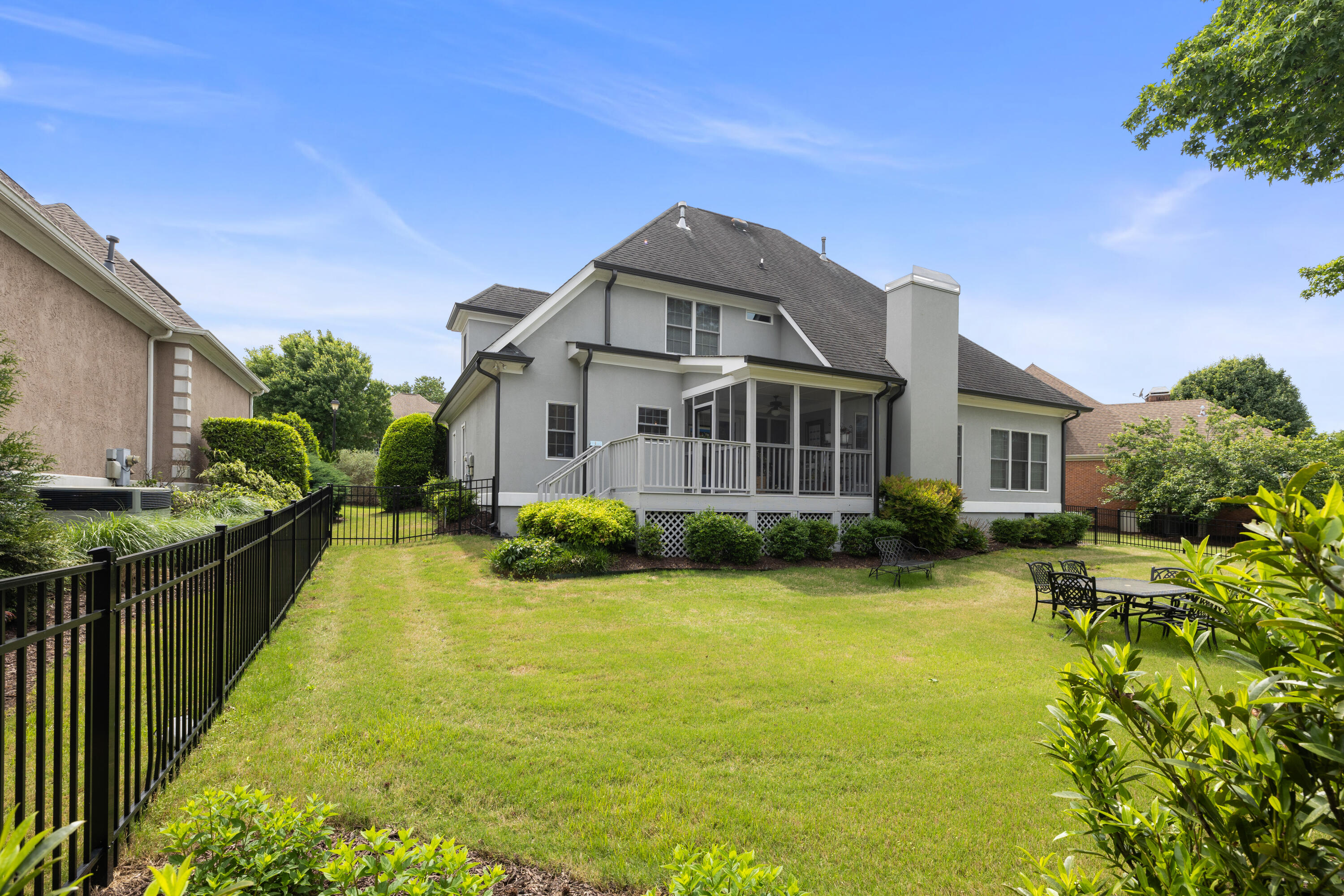 313 Willow Glen Road