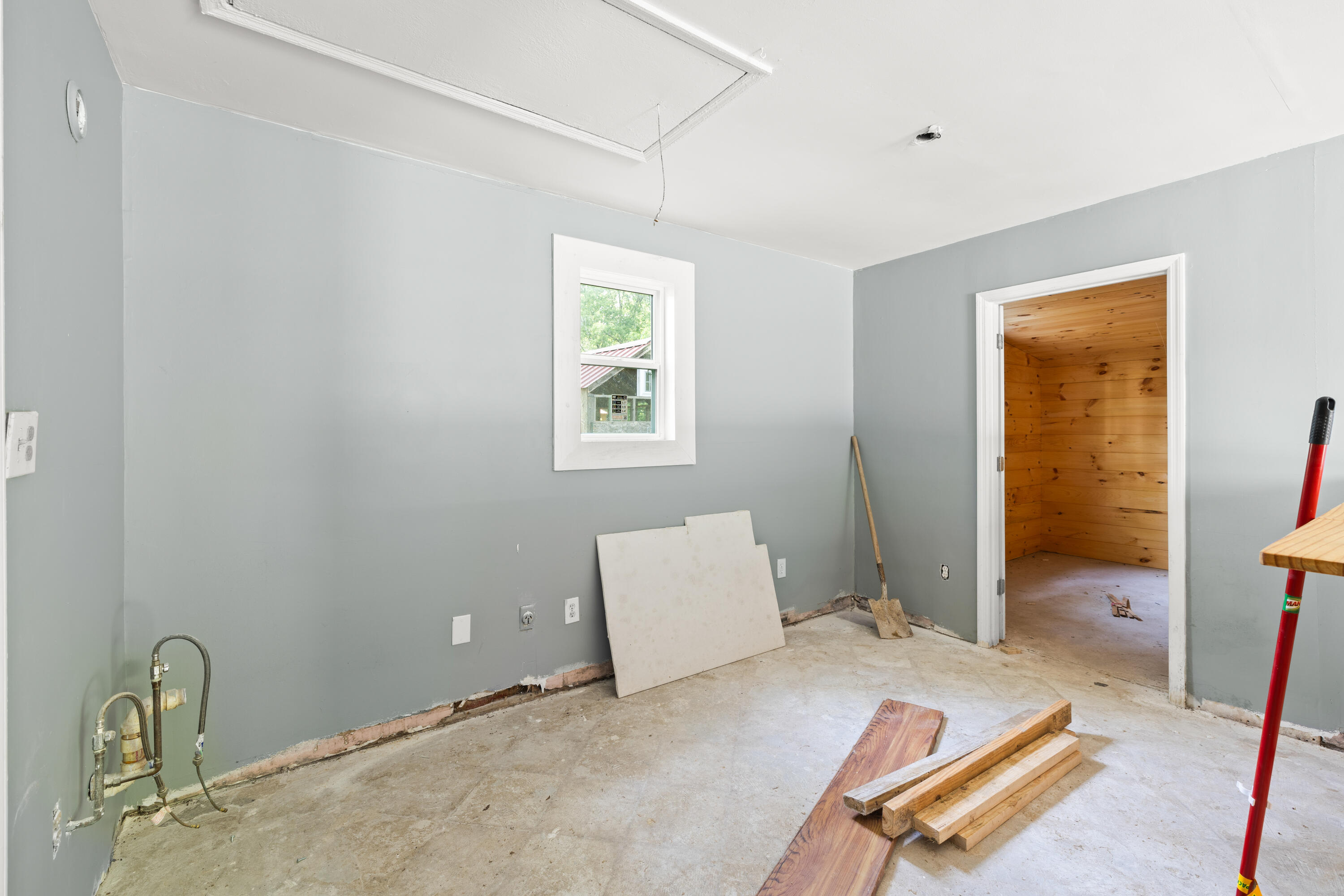 1432 Happy Valley Road