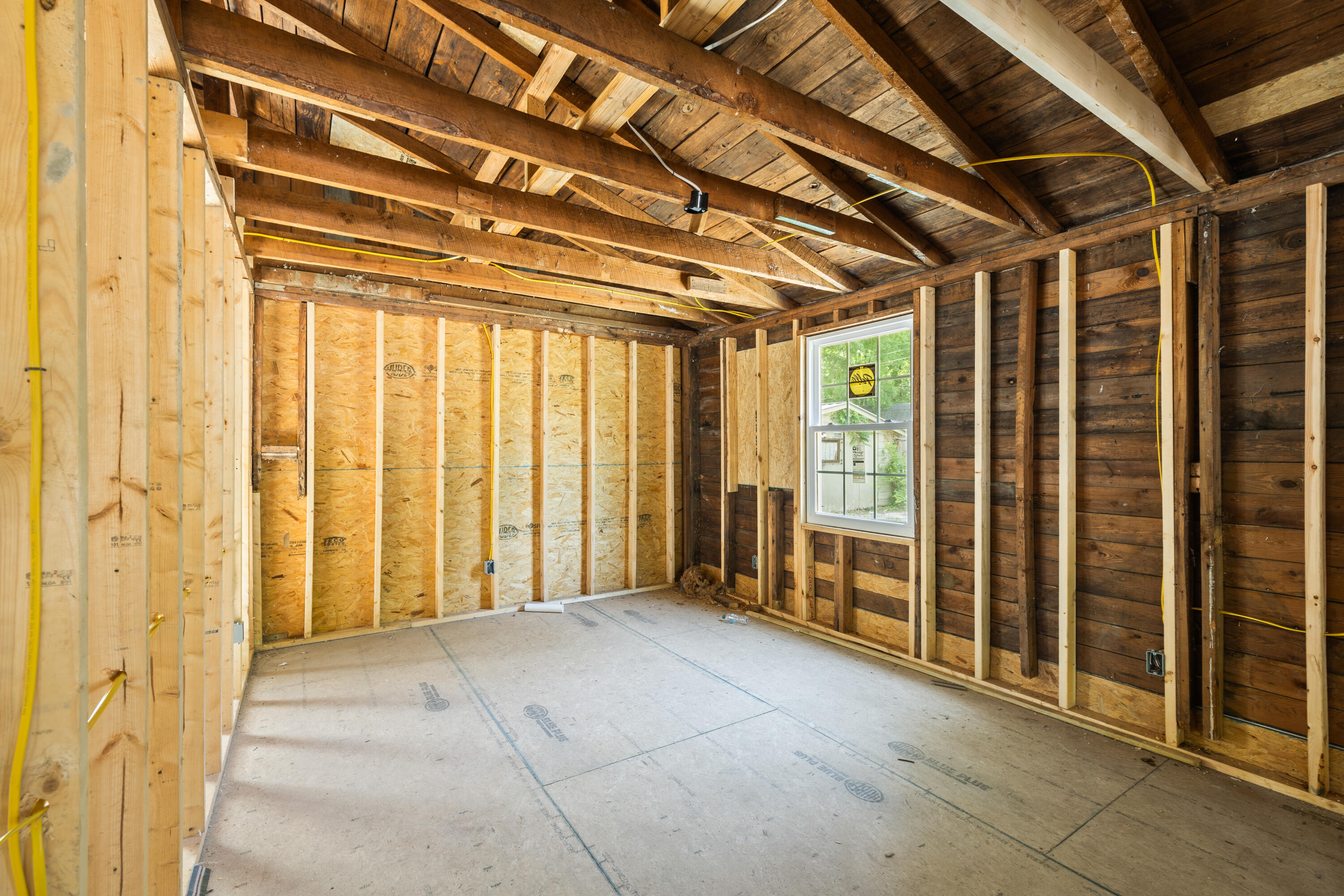 1432 Happy Valley Road