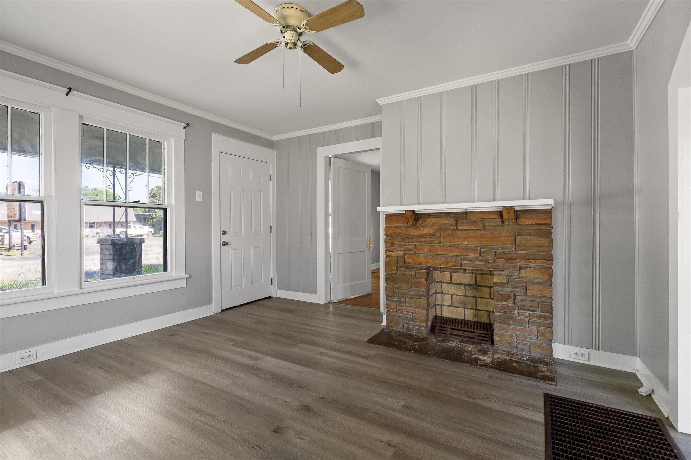 1006 Mcfarland Avenue
