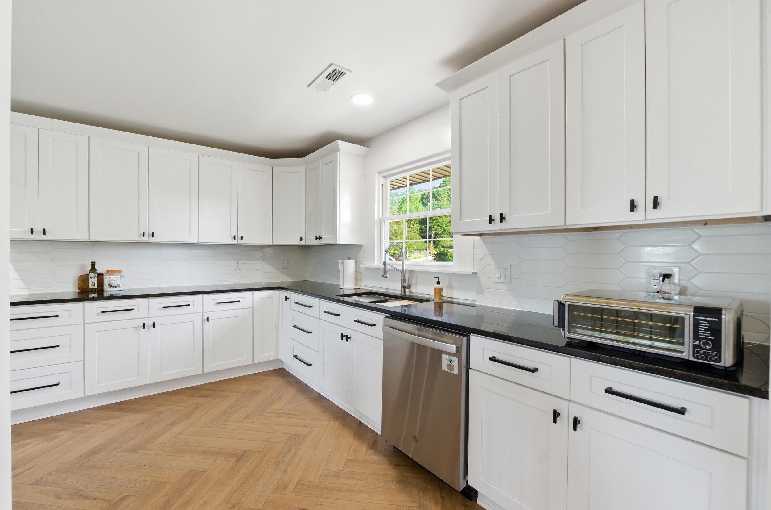 805 Grandview Avenue