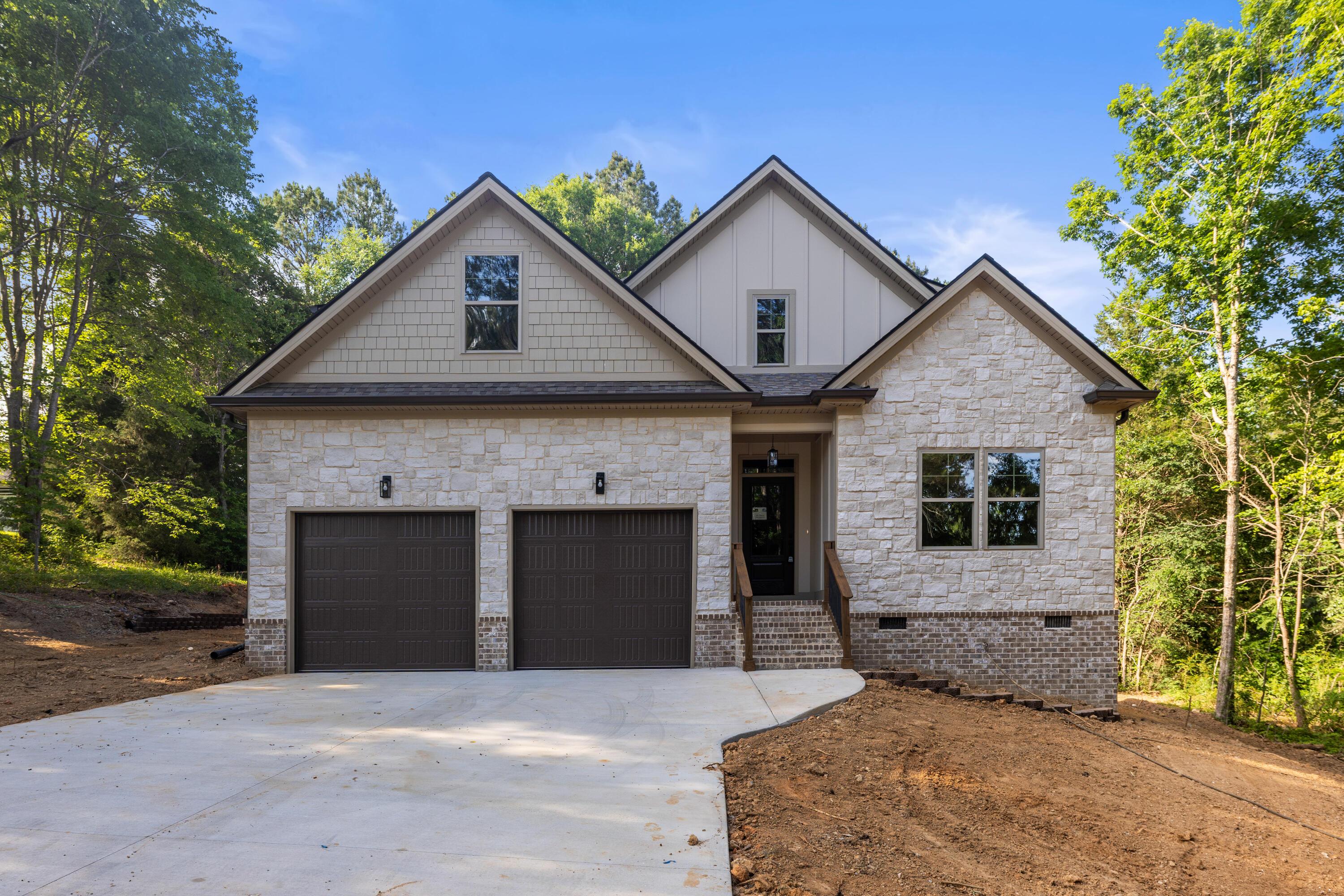 140 Honeysuckle Drive
