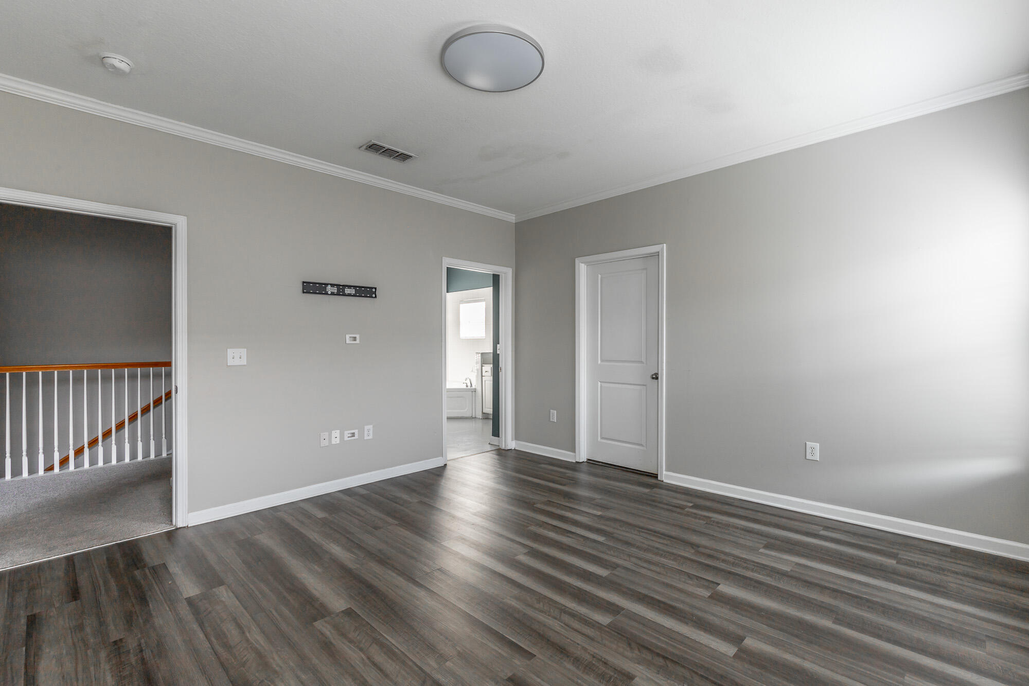 6105 Regency Court