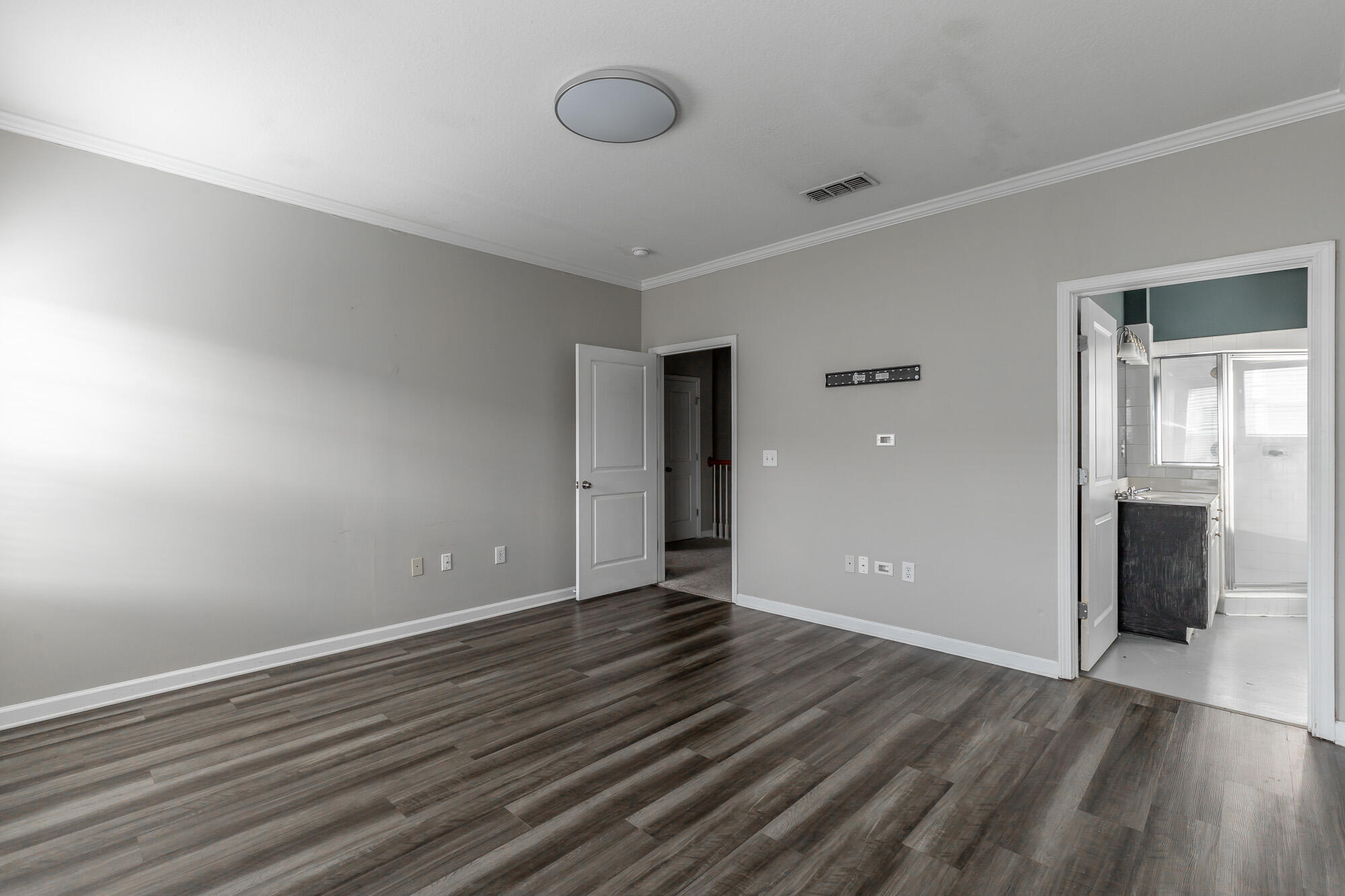 6105 Regency Court