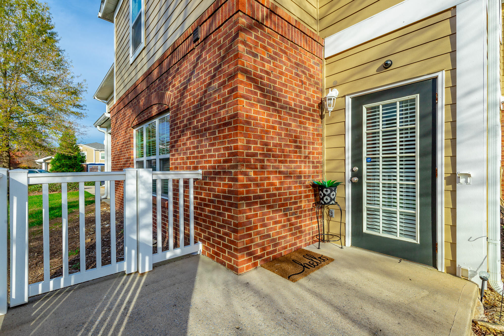 6105 Regency Court