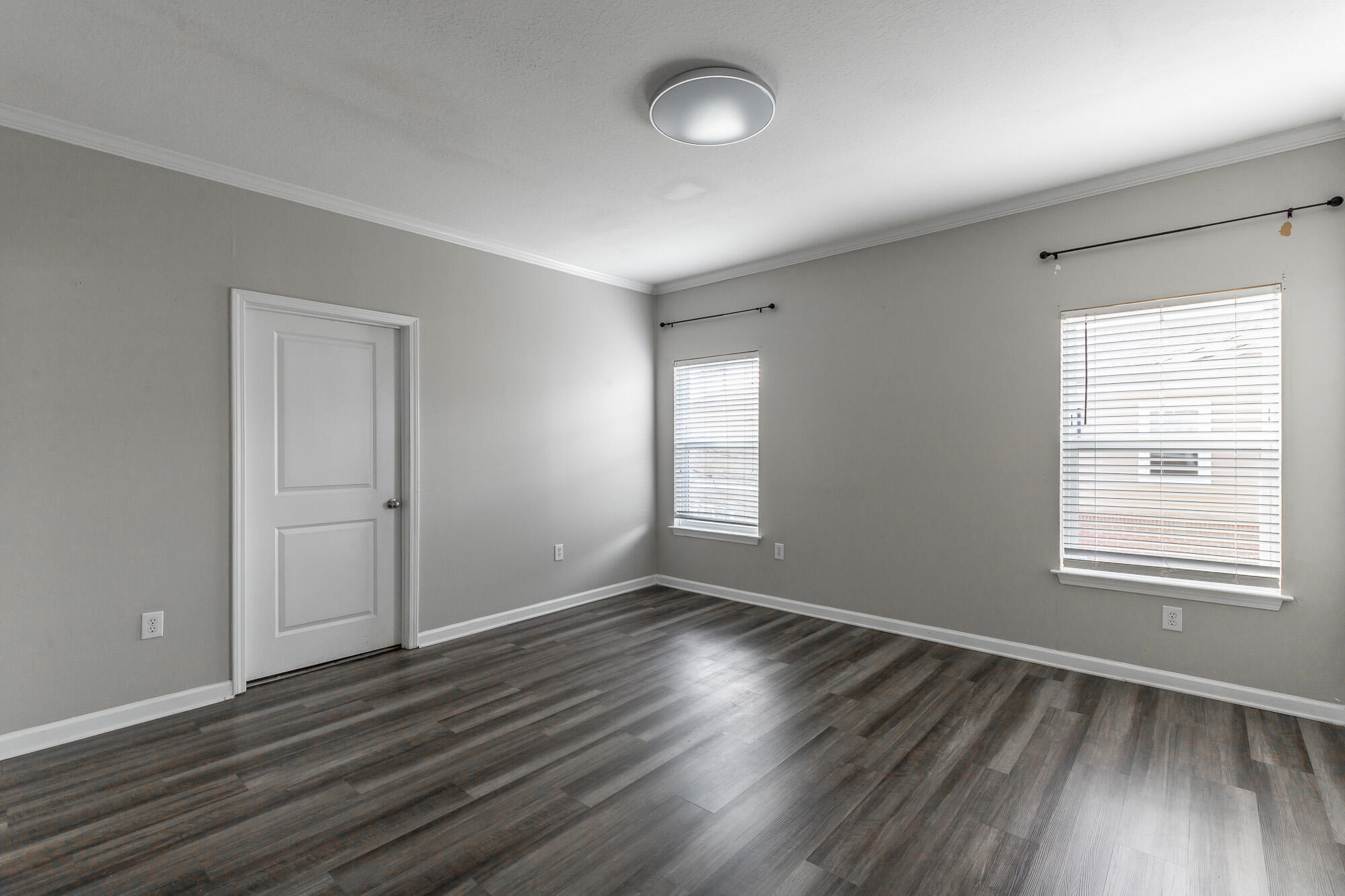 6105 Regency Court