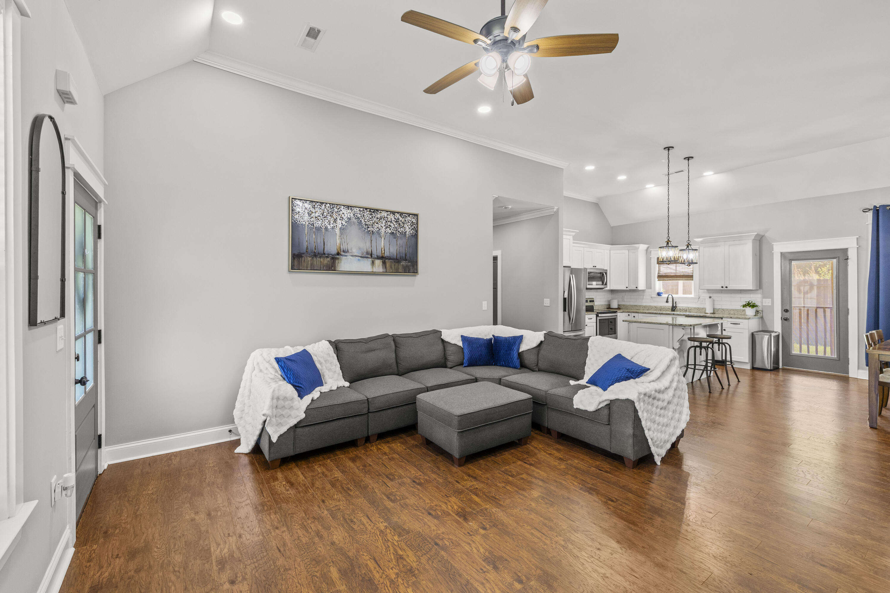 1113 Baggett Road