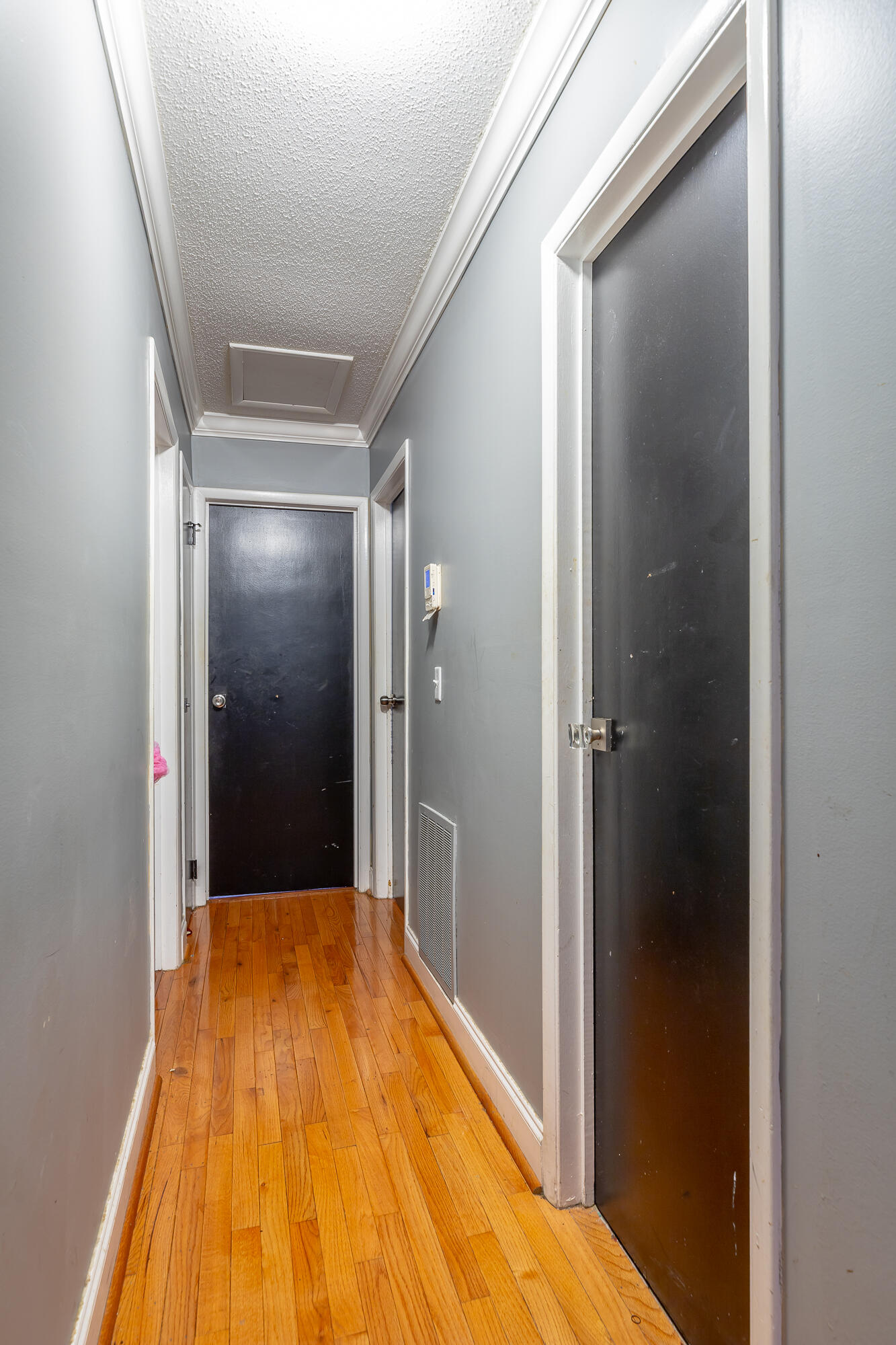 6942 Love Lane