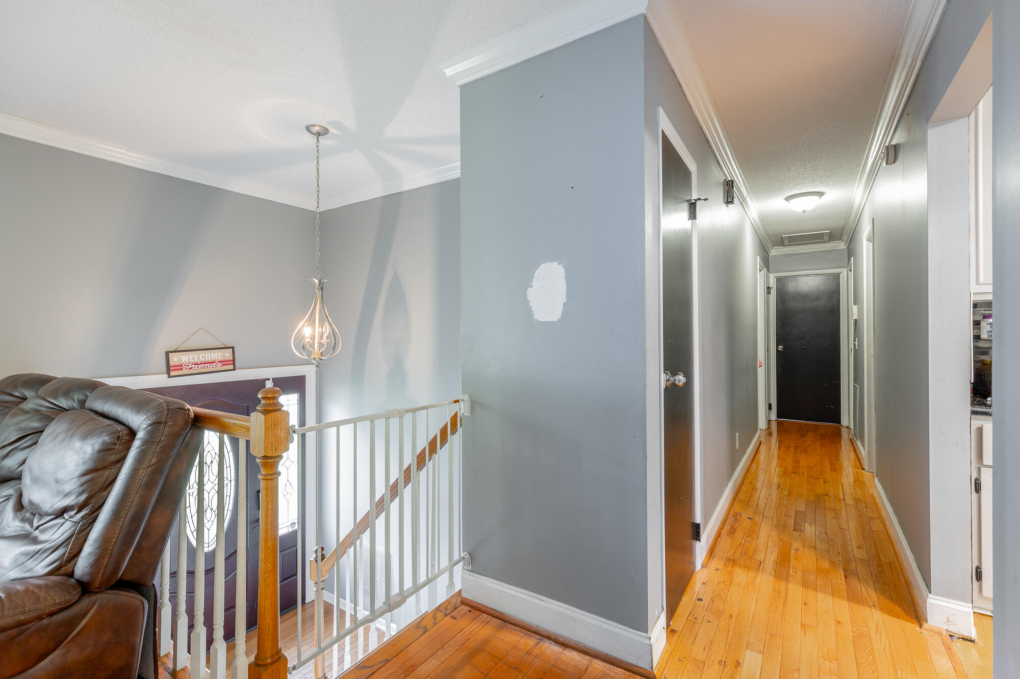 6942 Love Lane