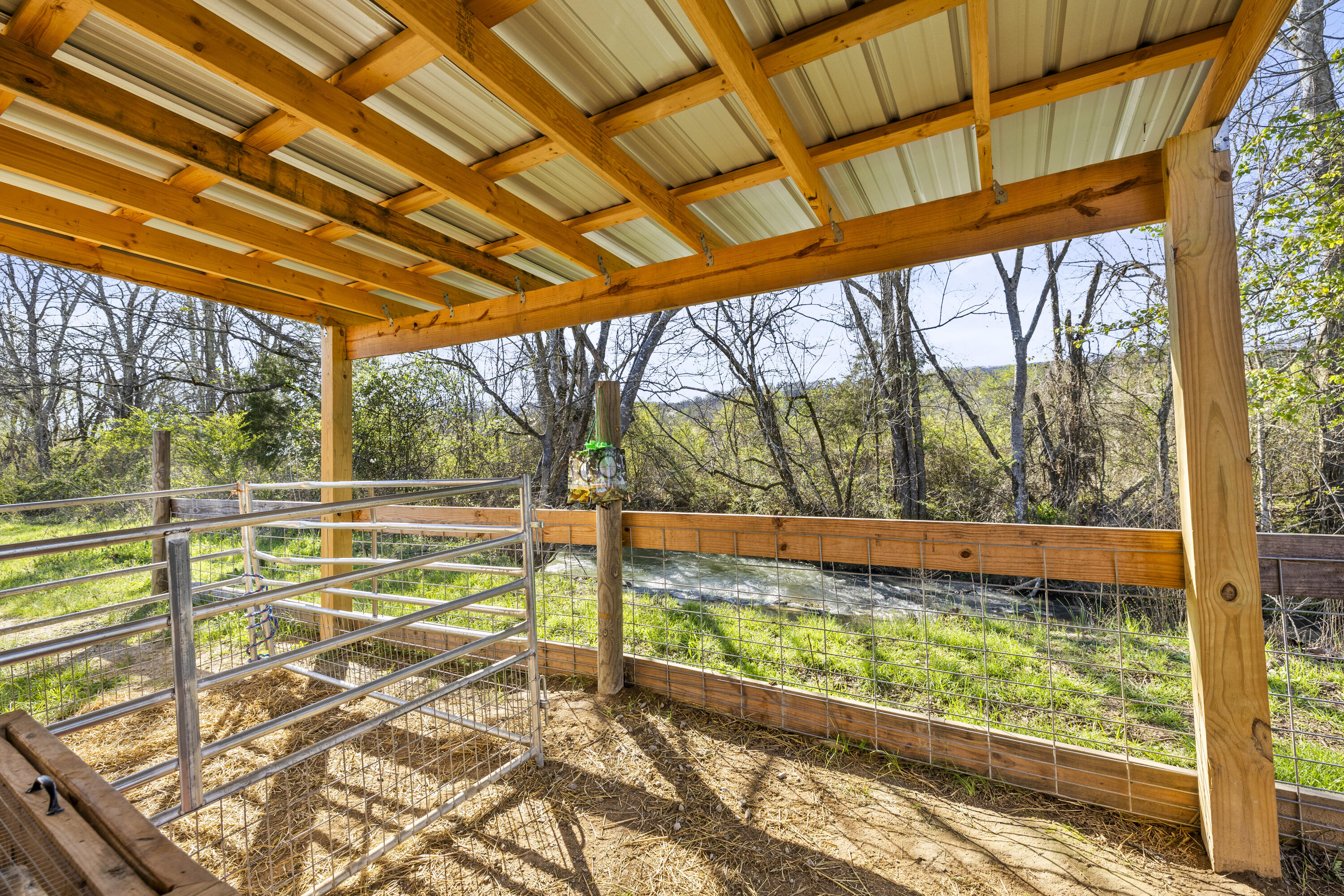 3400 Bronco Road, LaFayette