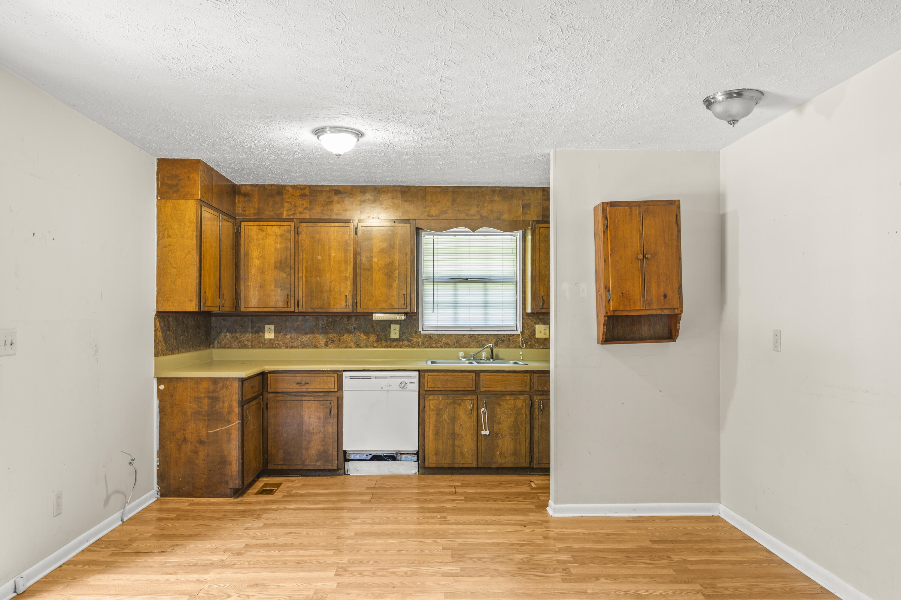 237 Henry Circle, LaFayette