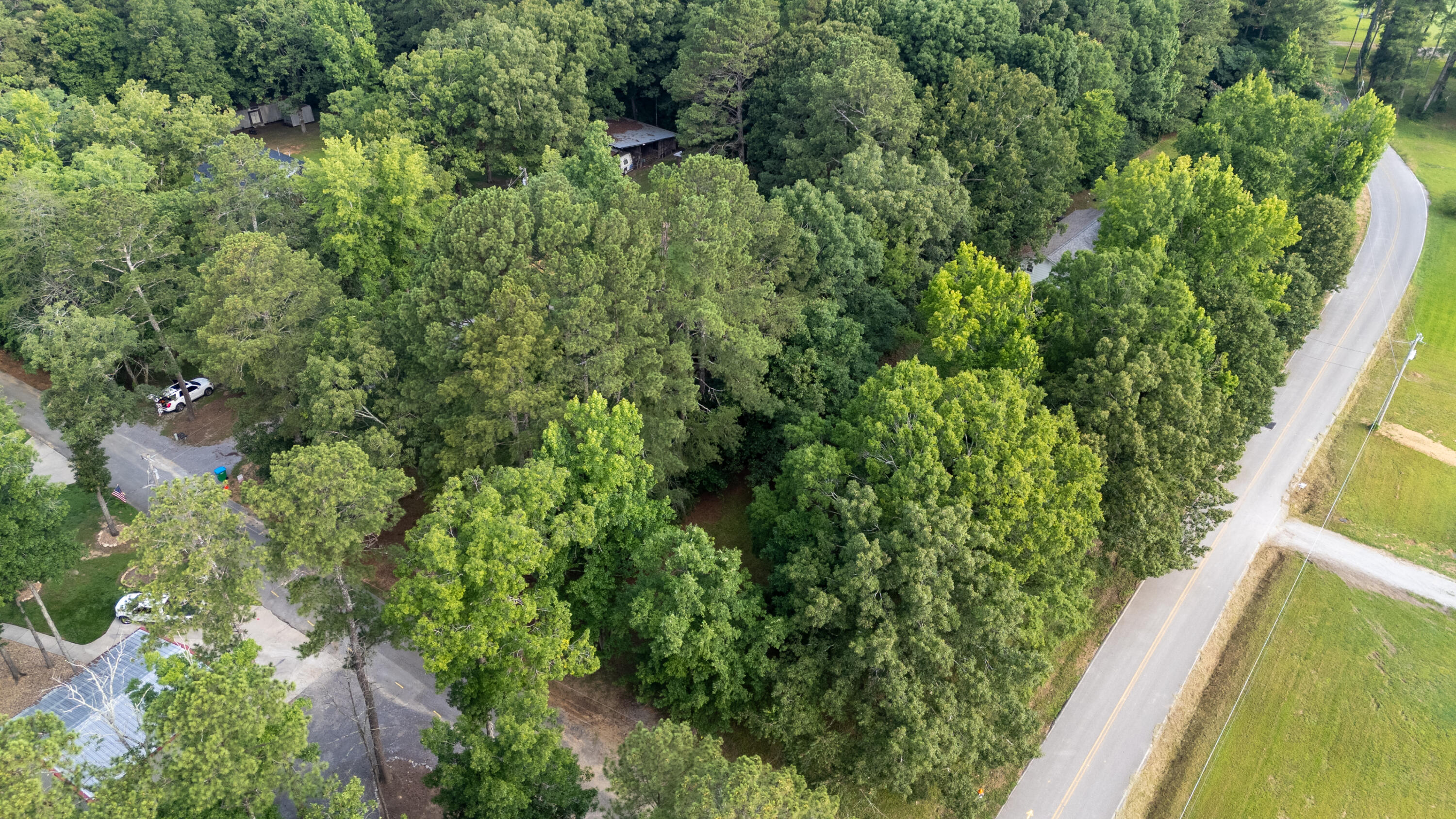 237 Henry Circle, LaFayette