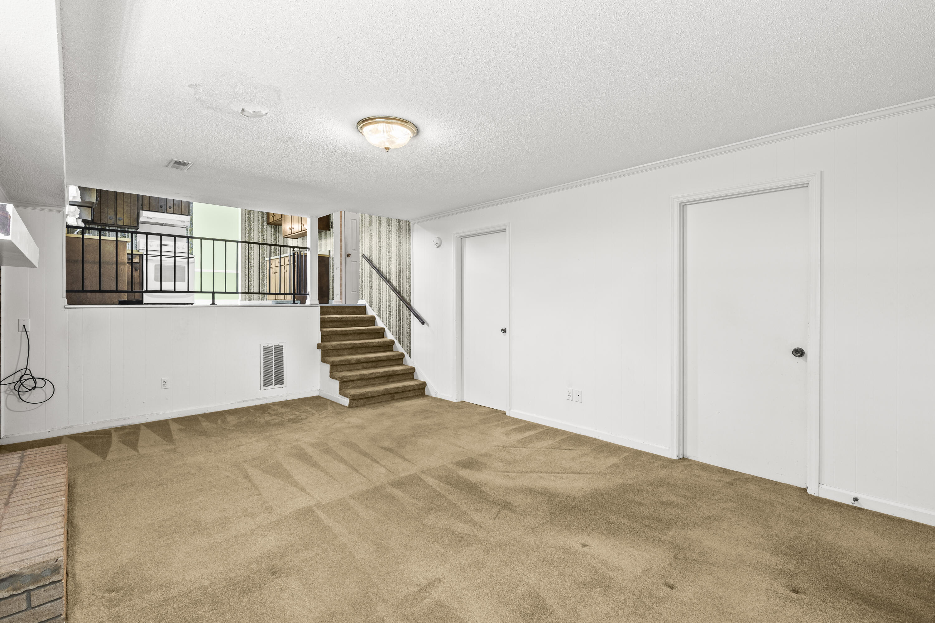 914 Valleywood Drive