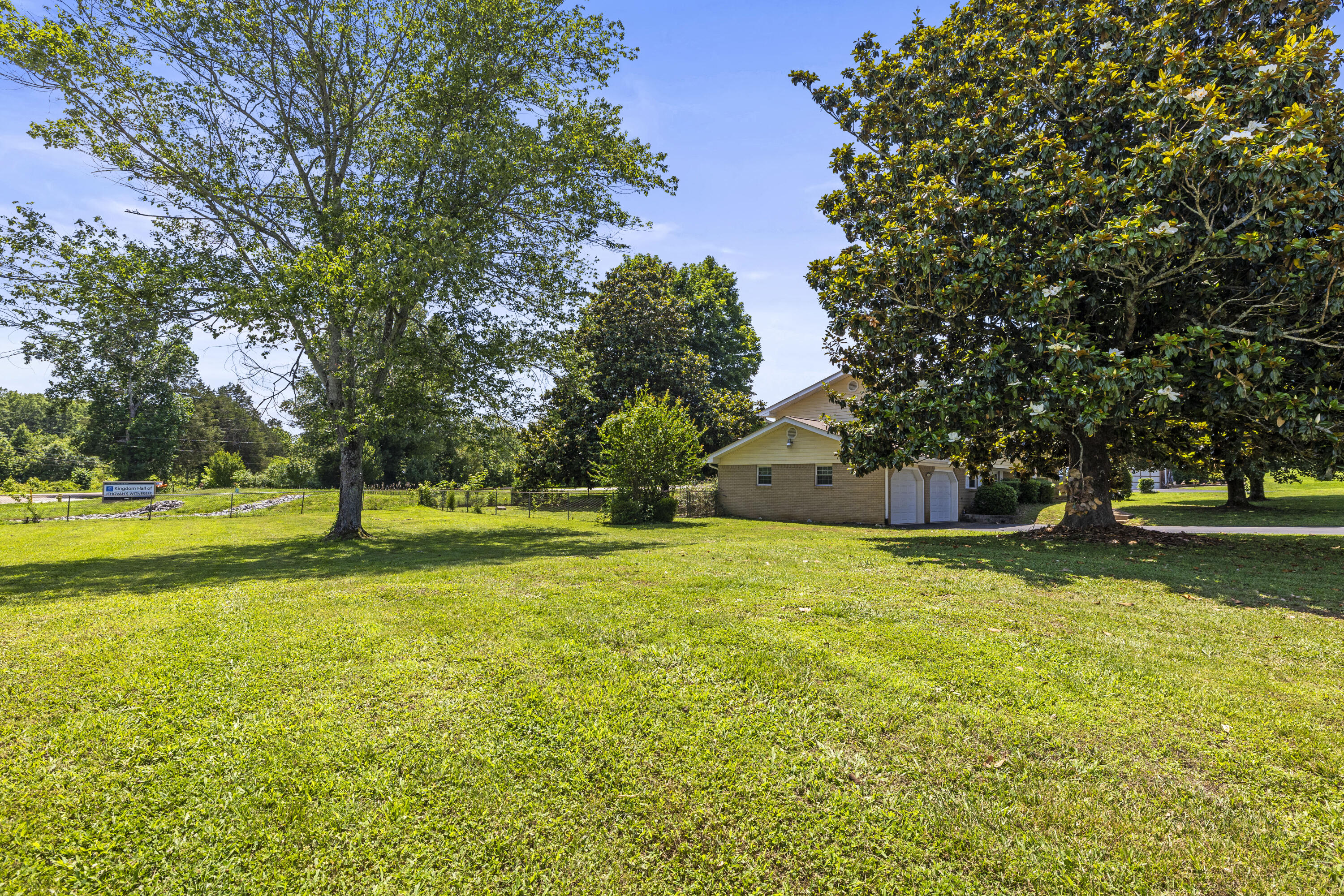914 Valleywood Drive