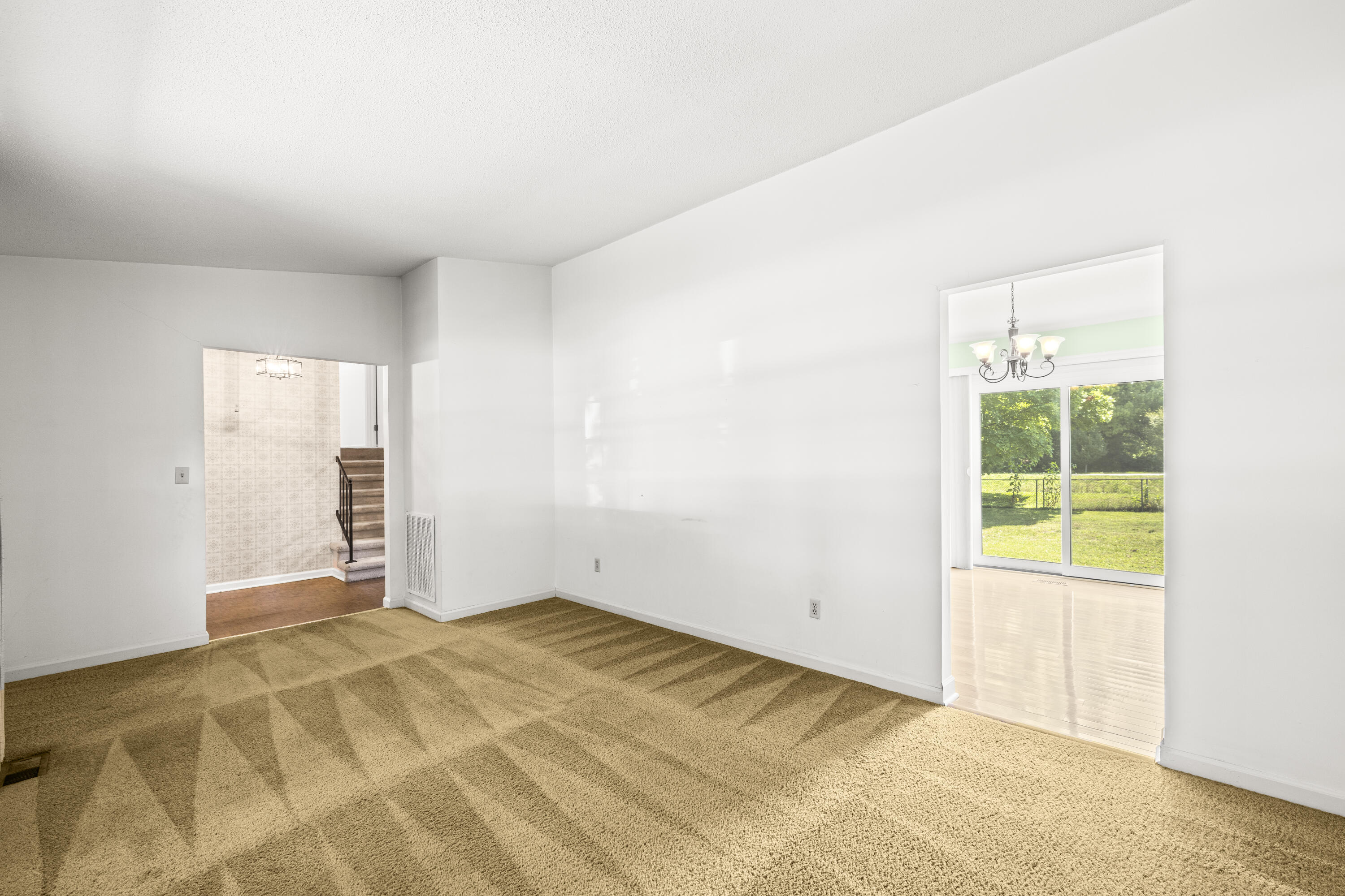 914 Valleywood Drive