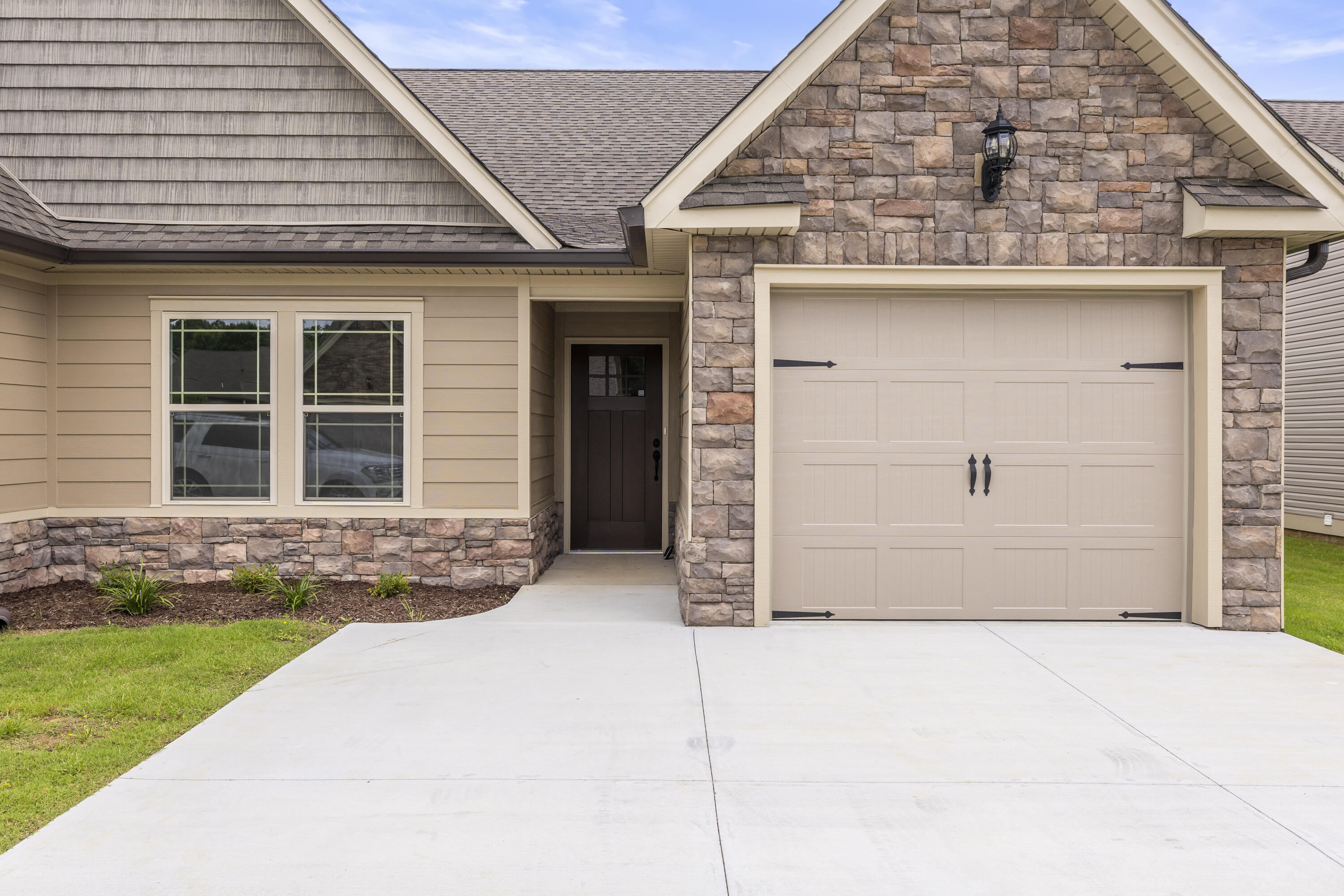 137 Sunset Cove Drive, 32c
