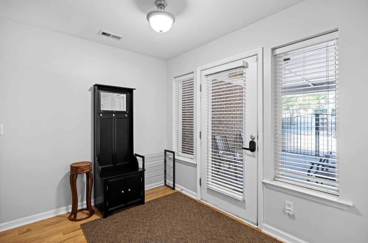 310 W 18th Street, 310