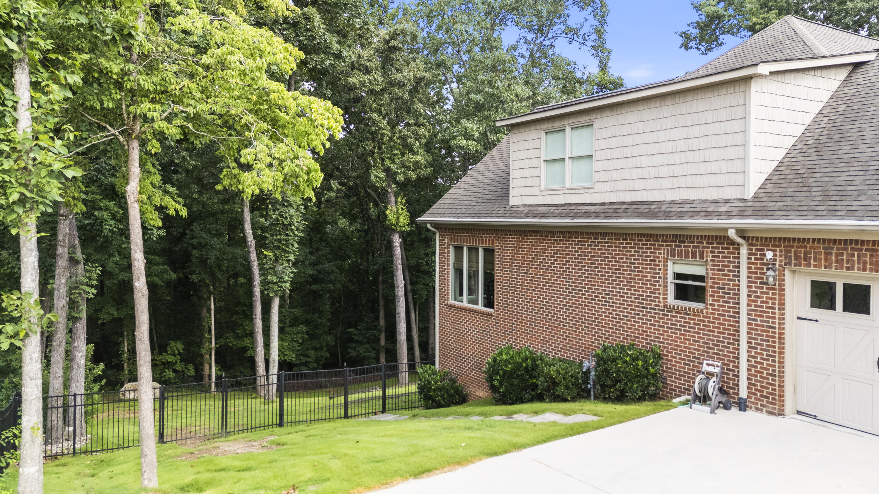 175 Grandview Point