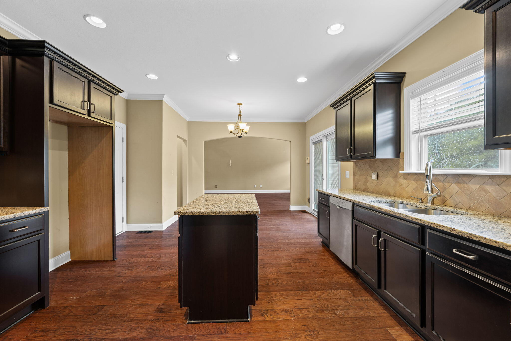 1550 Courtland Drive