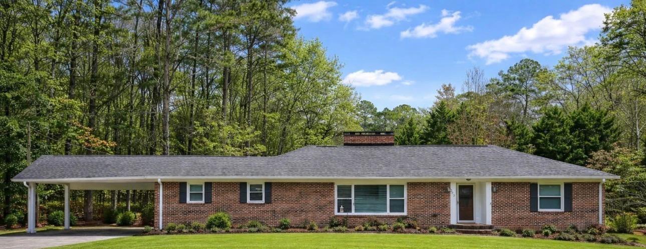 303 Oakland Drive, LaFayette
