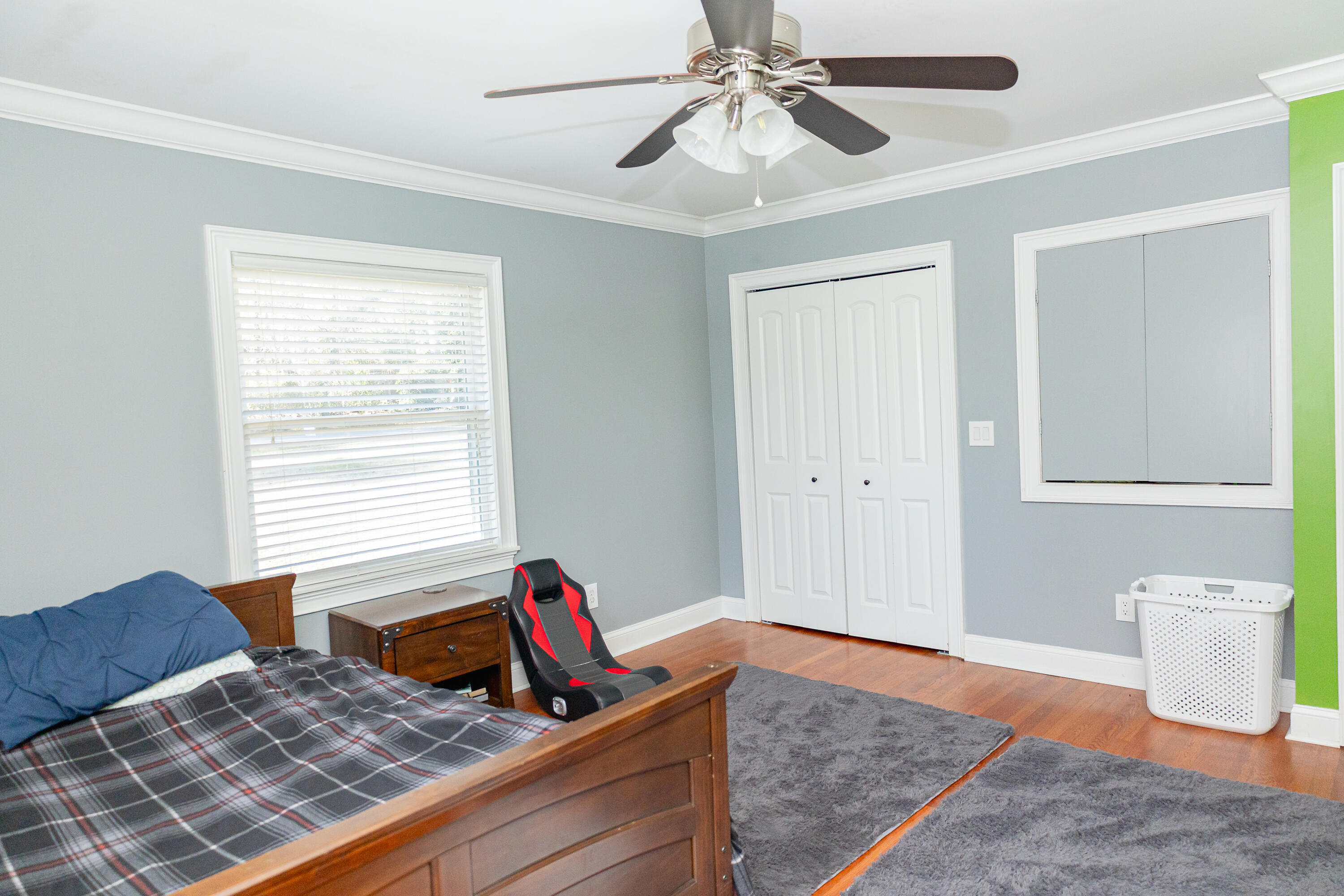 303 Oakland Drive, LaFayette