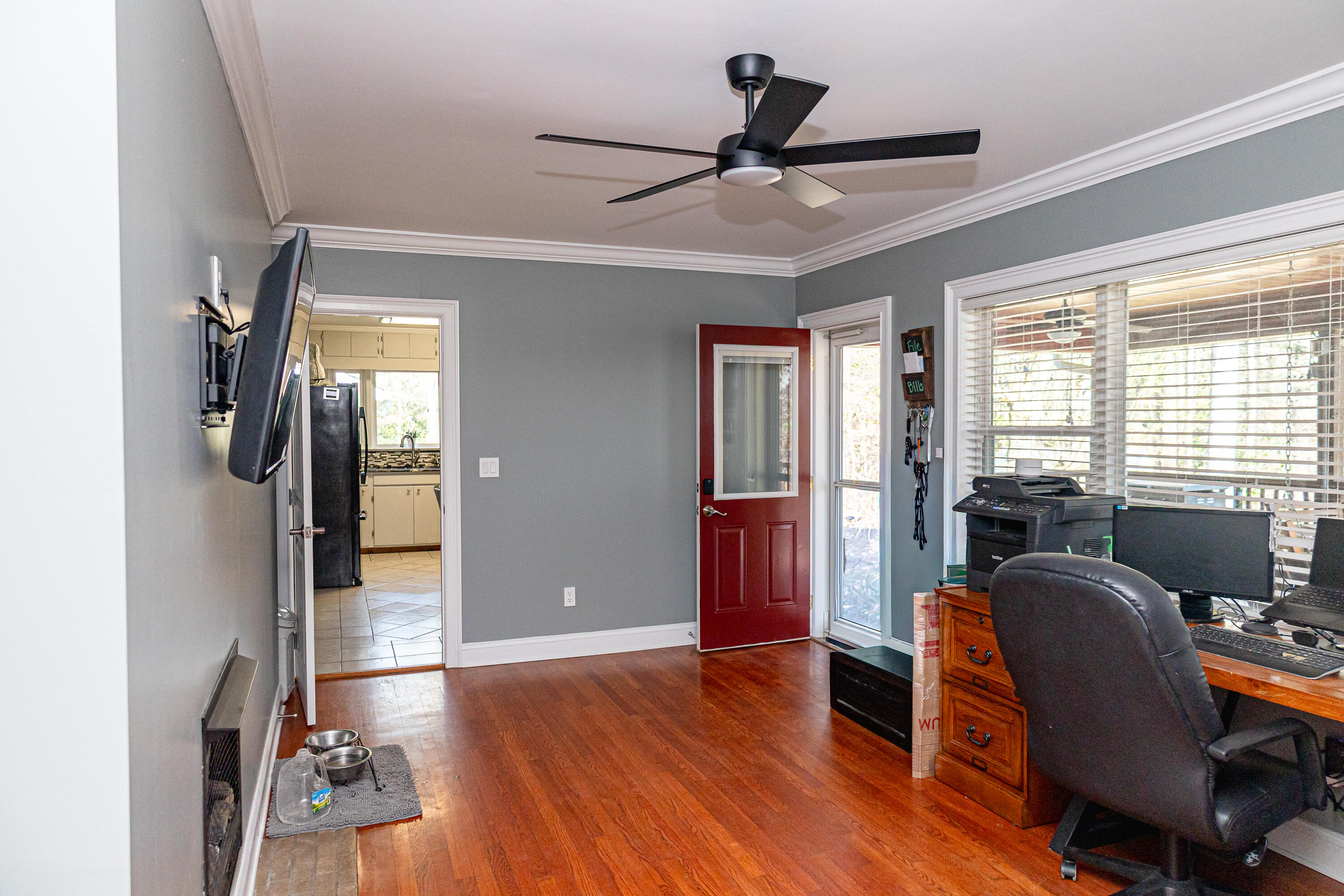 303 Oakland Drive, LaFayette