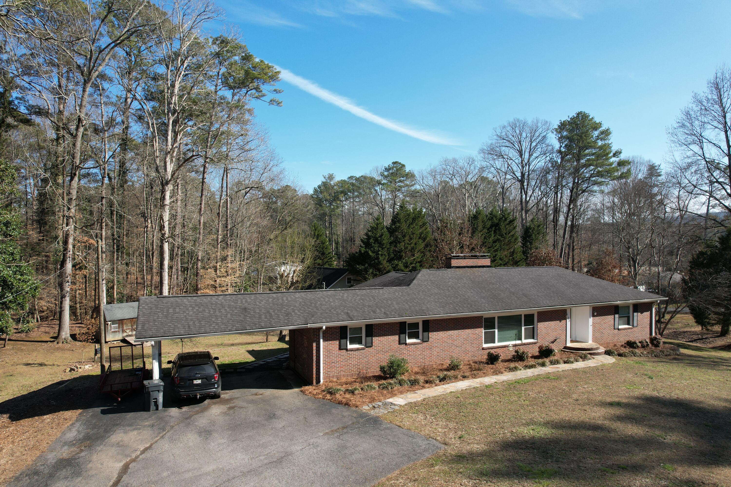 303 Oakland Drive, LaFayette