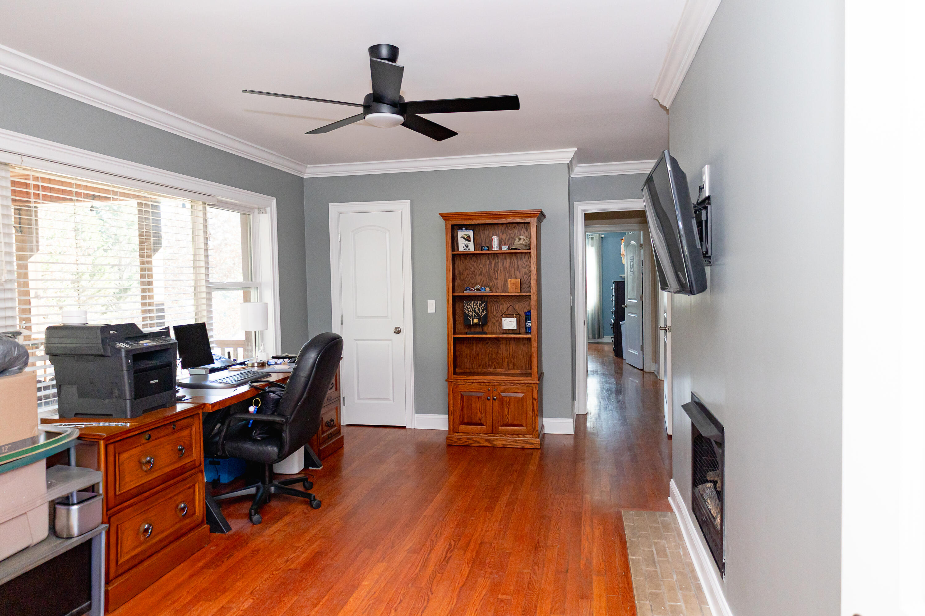 303 Oakland Drive, LaFayette