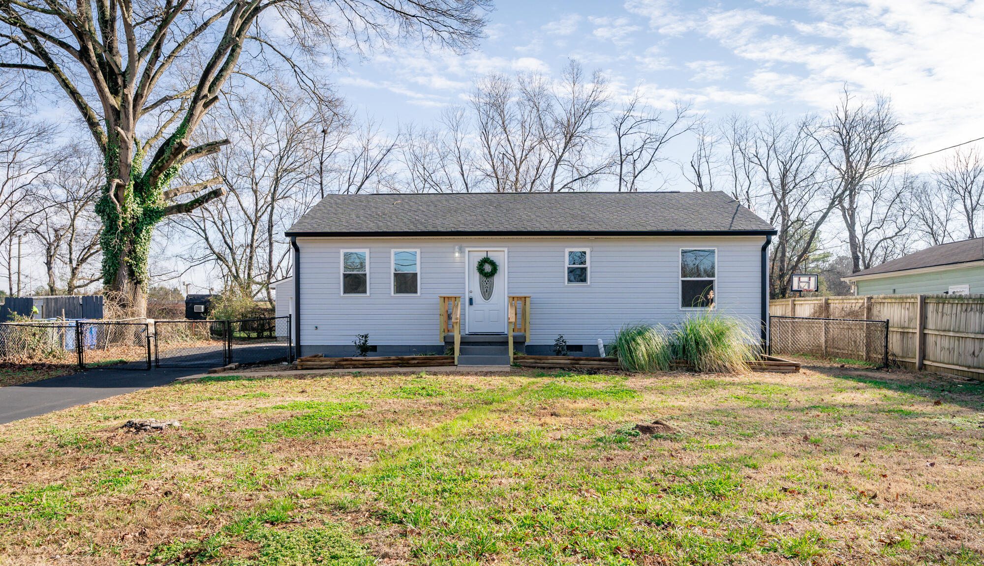3914 Memphis Drive