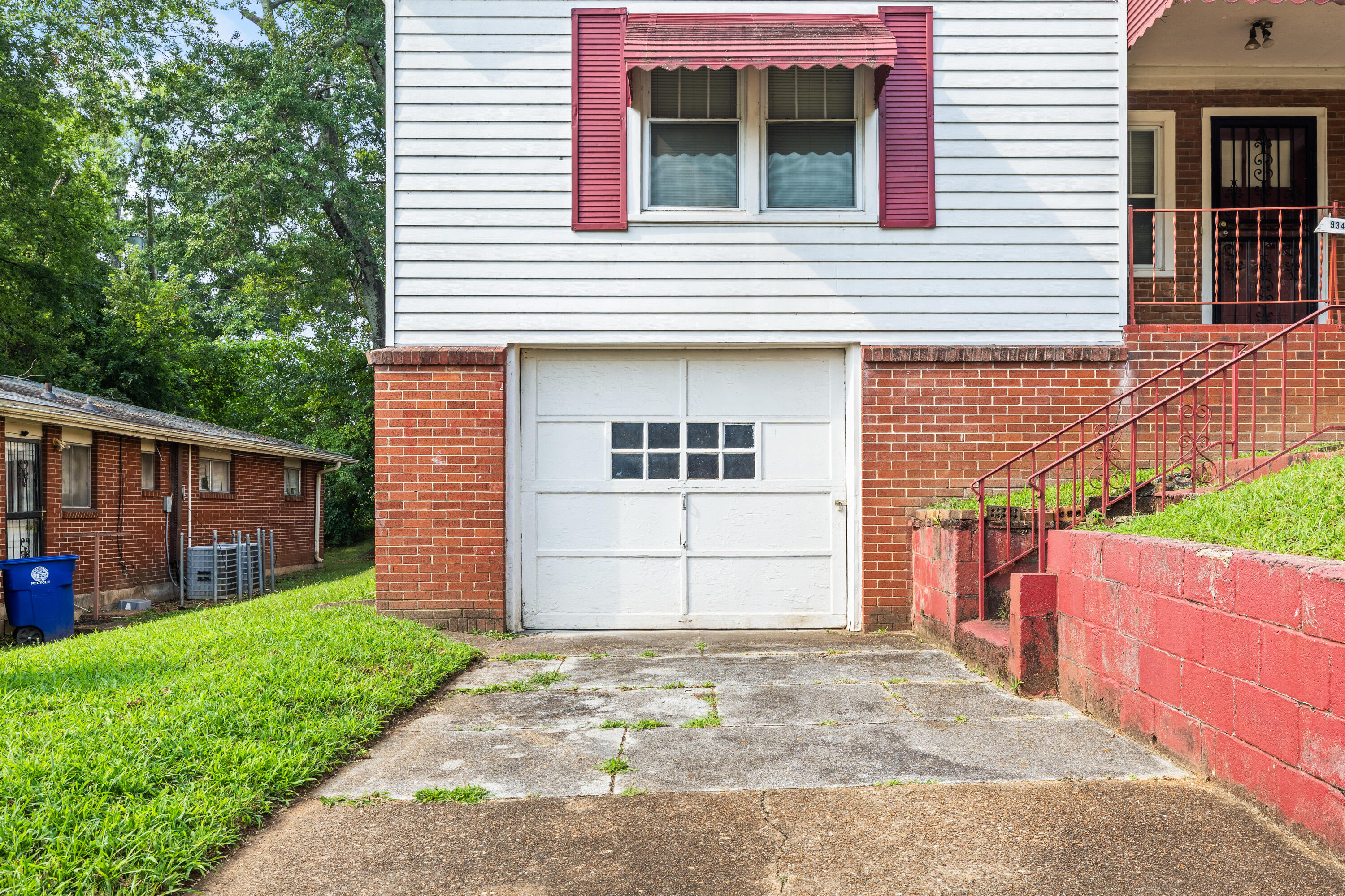 934 Fort Wood Street