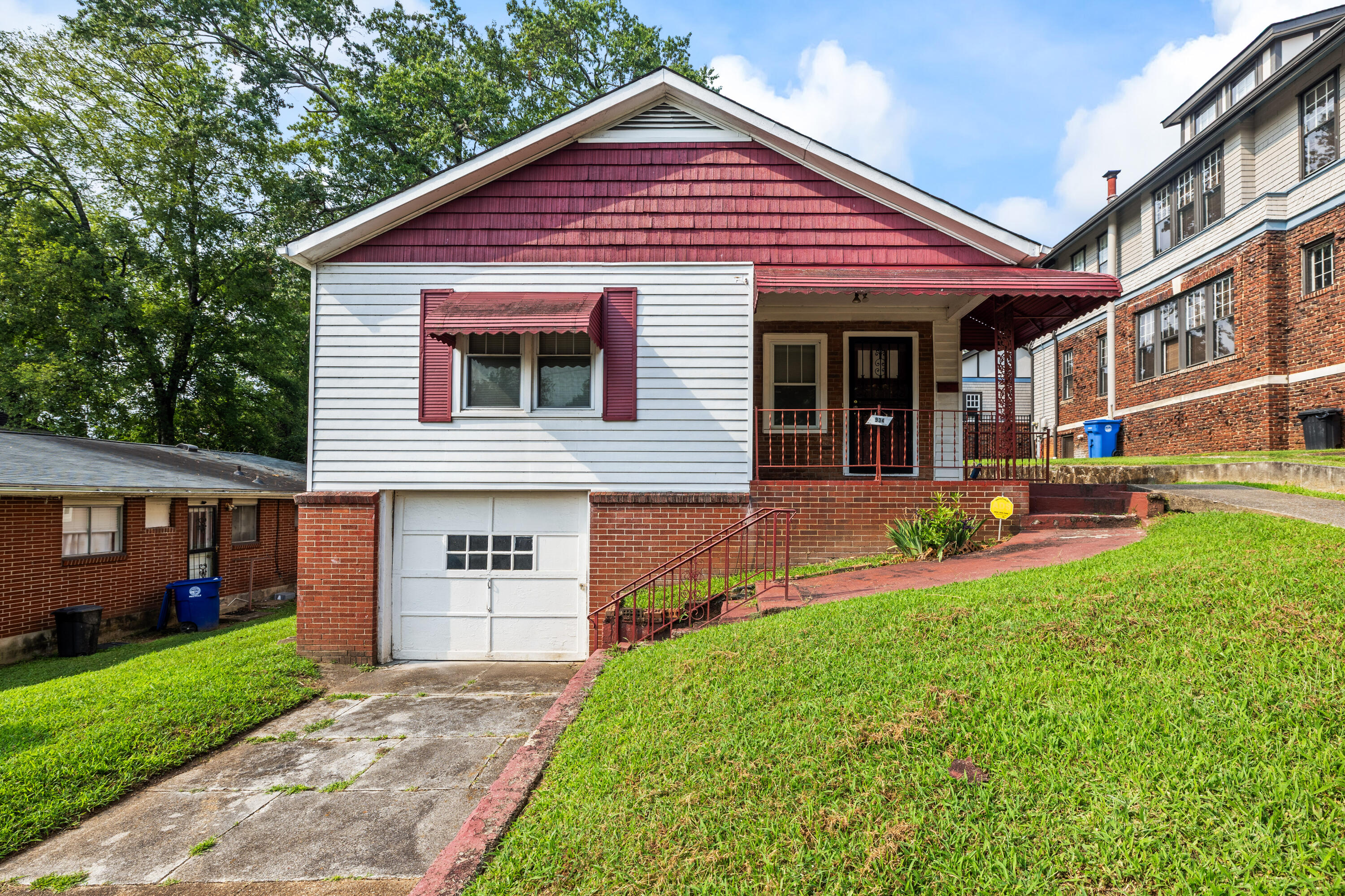 934 Fort Wood Street