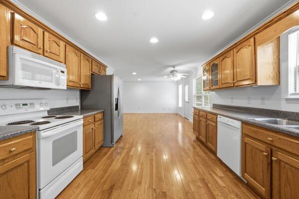 192 Gladstone Drive
